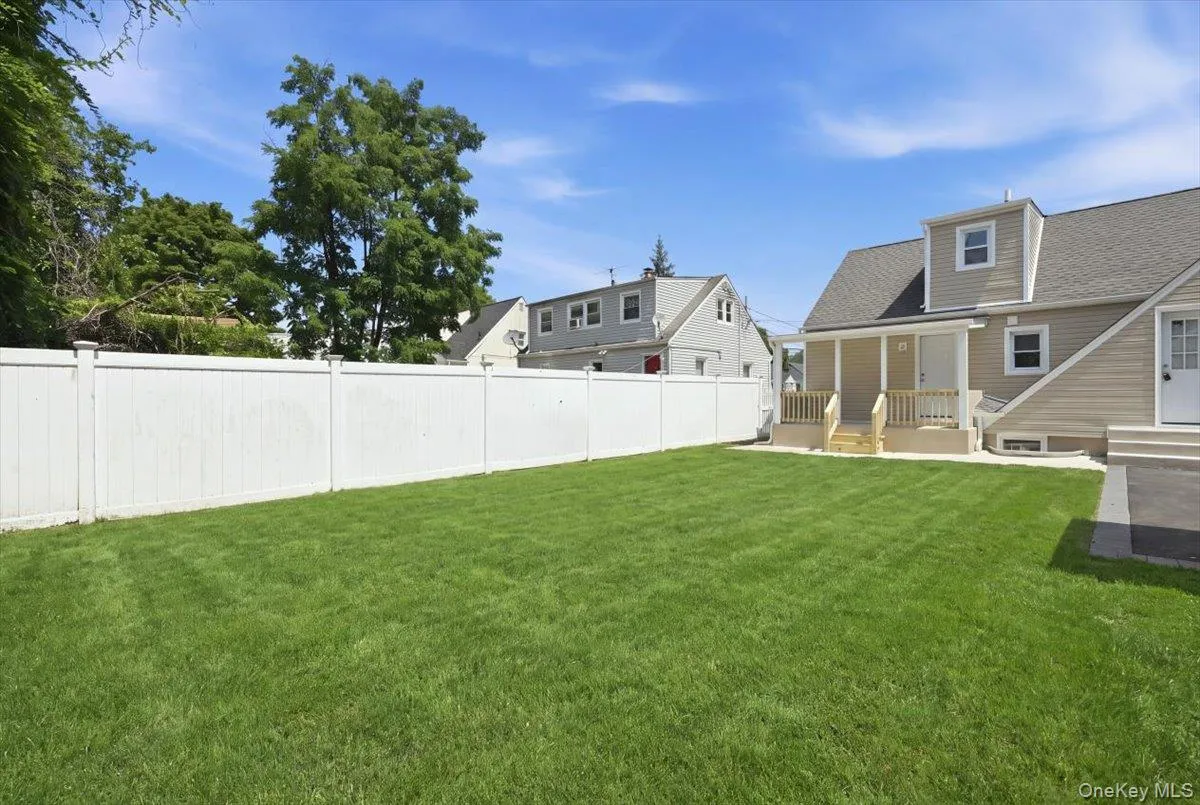 26 Parkside Road, Hempstead, NY, 3 Bedrooms Bedrooms, 8 Rooms Rooms,3 BathroomsBathrooms,Residential,For Rent,Parkside,0,1036098 26 Parkside Road, Hempstead, NY, 3 Bedrooms Bedrooms, 8 Rooms Rooms,3 BathroomsBathrooms,Residential,For Rent,Parkside,0,1036098