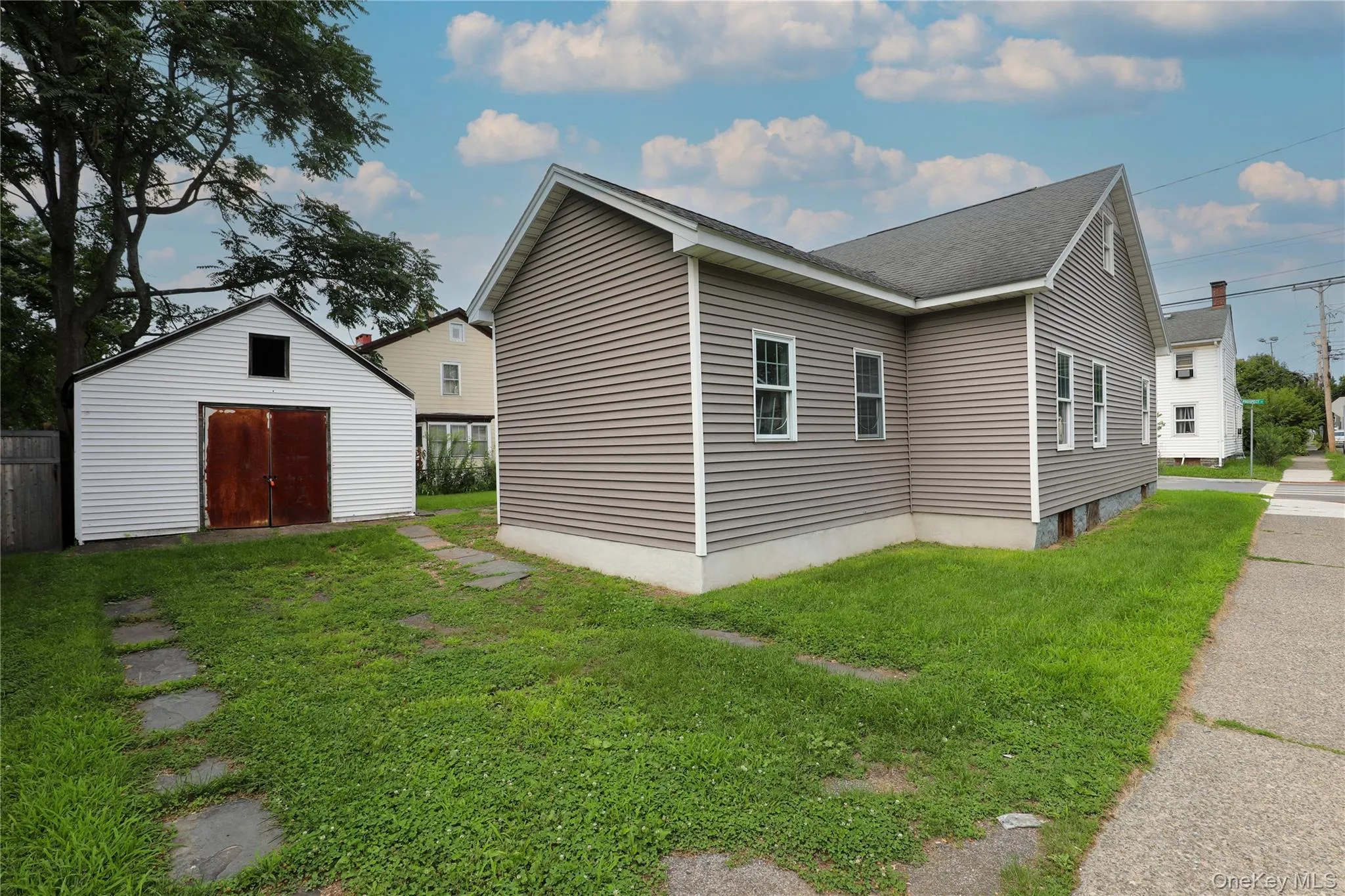 119 Prospect Street, Kingston, NY, 3 Bedrooms Bedrooms, 6 Rooms Rooms,1 BathroomBathrooms,Residential,For Rent,Prospect,0,1036099 119 Prospect Street, Kingston, NY, 3 Bedrooms Bedrooms, 6 Rooms Rooms,1 BathroomBathrooms,Residential,For Rent,Prospect,0,1036099
