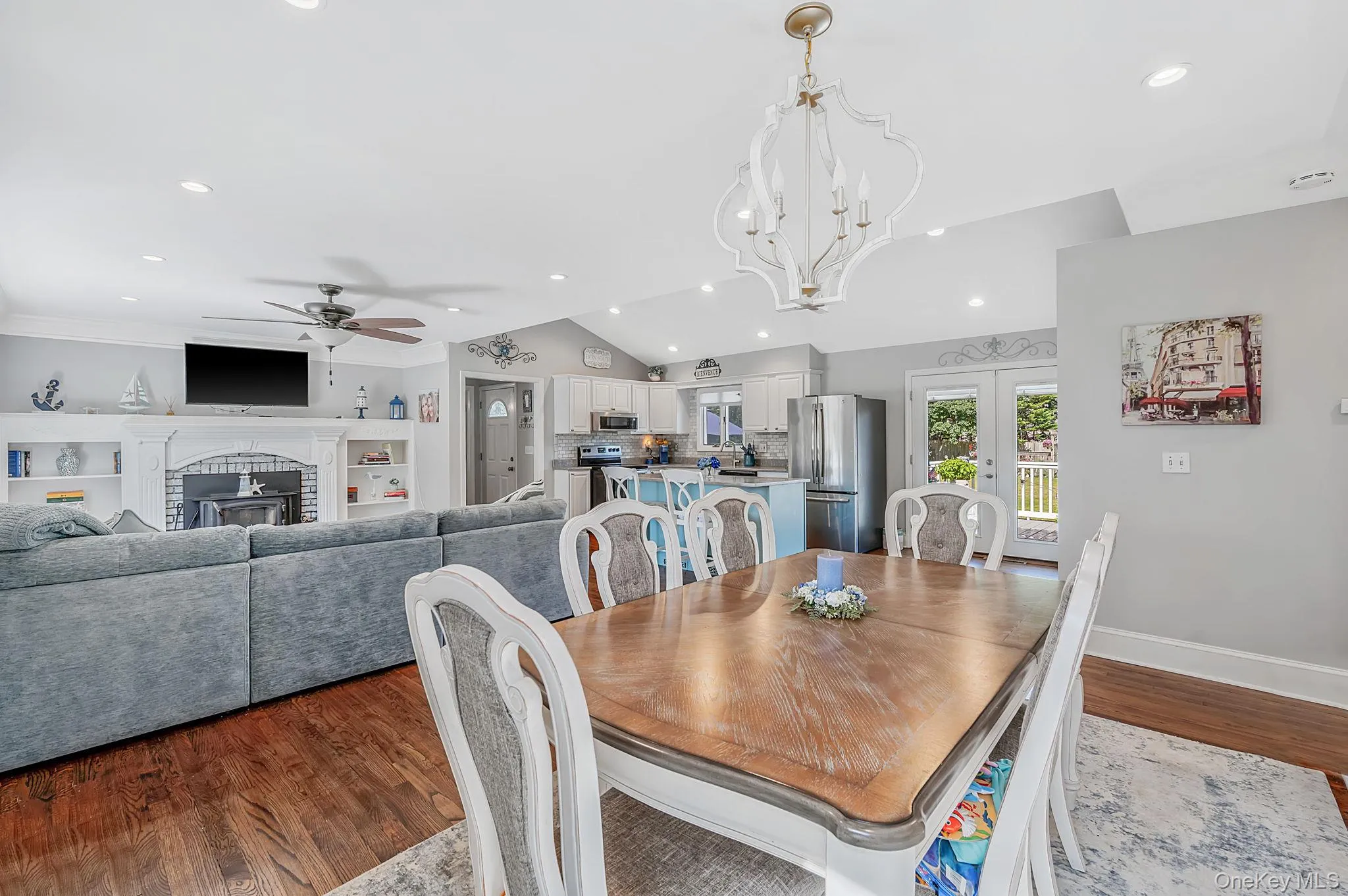 16 Pine Edge Drive, Brookhaven, NY, 3 Bedrooms Bedrooms, 7 Rooms Rooms,1 BathroomBathrooms,Residential,For Rent,Pine Edge,0,1036100 16 Pine Edge Drive, Brookhaven, NY, 3 Bedrooms Bedrooms, 7 Rooms Rooms,1 BathroomBathrooms,Residential,For Rent,Pine Edge,0,1036100