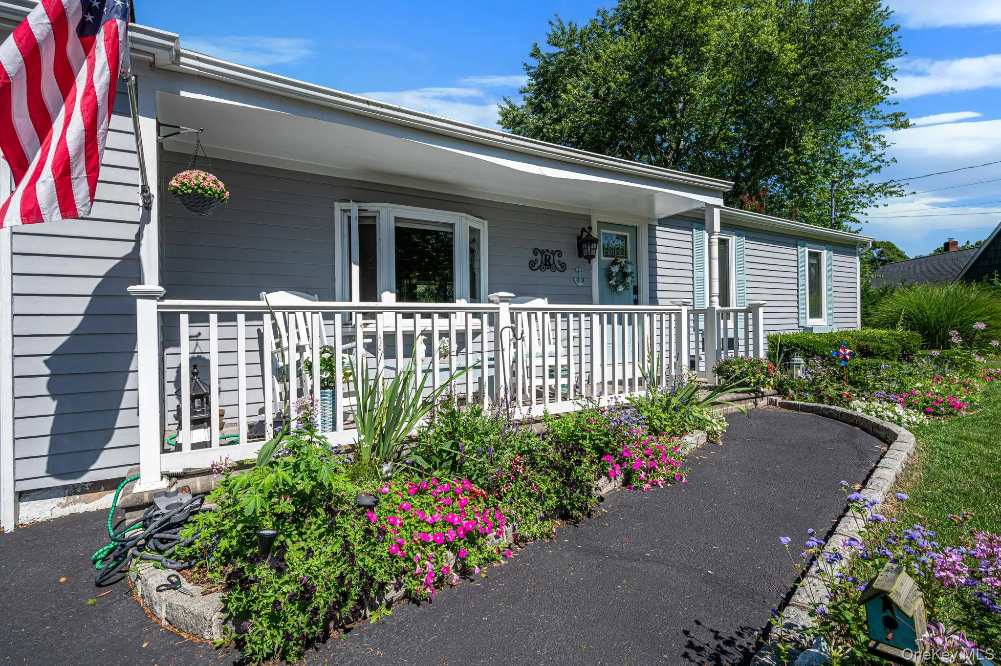 16 Pine Edge Drive, Brookhaven, NY, 3 Bedrooms Bedrooms, 7 Rooms Rooms,1 BathroomBathrooms,Residential,For Rent,Pine Edge,0,1036100 16 Pine Edge Drive, Brookhaven, NY, 3 Bedrooms Bedrooms, 7 Rooms Rooms,1 BathroomBathrooms,Residential,For Rent,Pine Edge,0,1036100