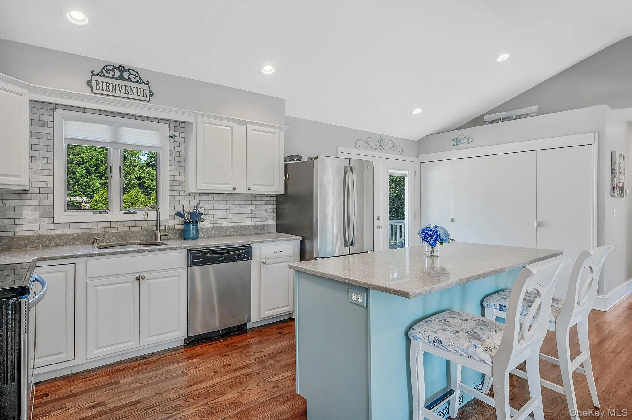 16 Pine Edge Drive, Brookhaven, NY, 3 Bedrooms Bedrooms, 7 Rooms Rooms,1 BathroomBathrooms,Residential,For Rent,Pine Edge,0,1036100 16 Pine Edge Drive, Brookhaven, NY, 3 Bedrooms Bedrooms, 7 Rooms Rooms,1 BathroomBathrooms,Residential,For Rent,Pine Edge,0,1036100