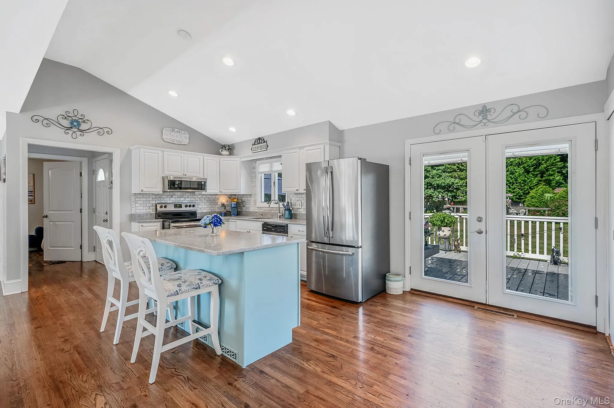16 Pine Edge Drive, Brookhaven, NY, 3 Bedrooms Bedrooms, 7 Rooms Rooms,1 BathroomBathrooms,Residential,For Rent,Pine Edge,0,1036100 16 Pine Edge Drive, Brookhaven, NY, 3 Bedrooms Bedrooms, 7 Rooms Rooms,1 BathroomBathrooms,Residential,For Rent,Pine Edge,0,1036100