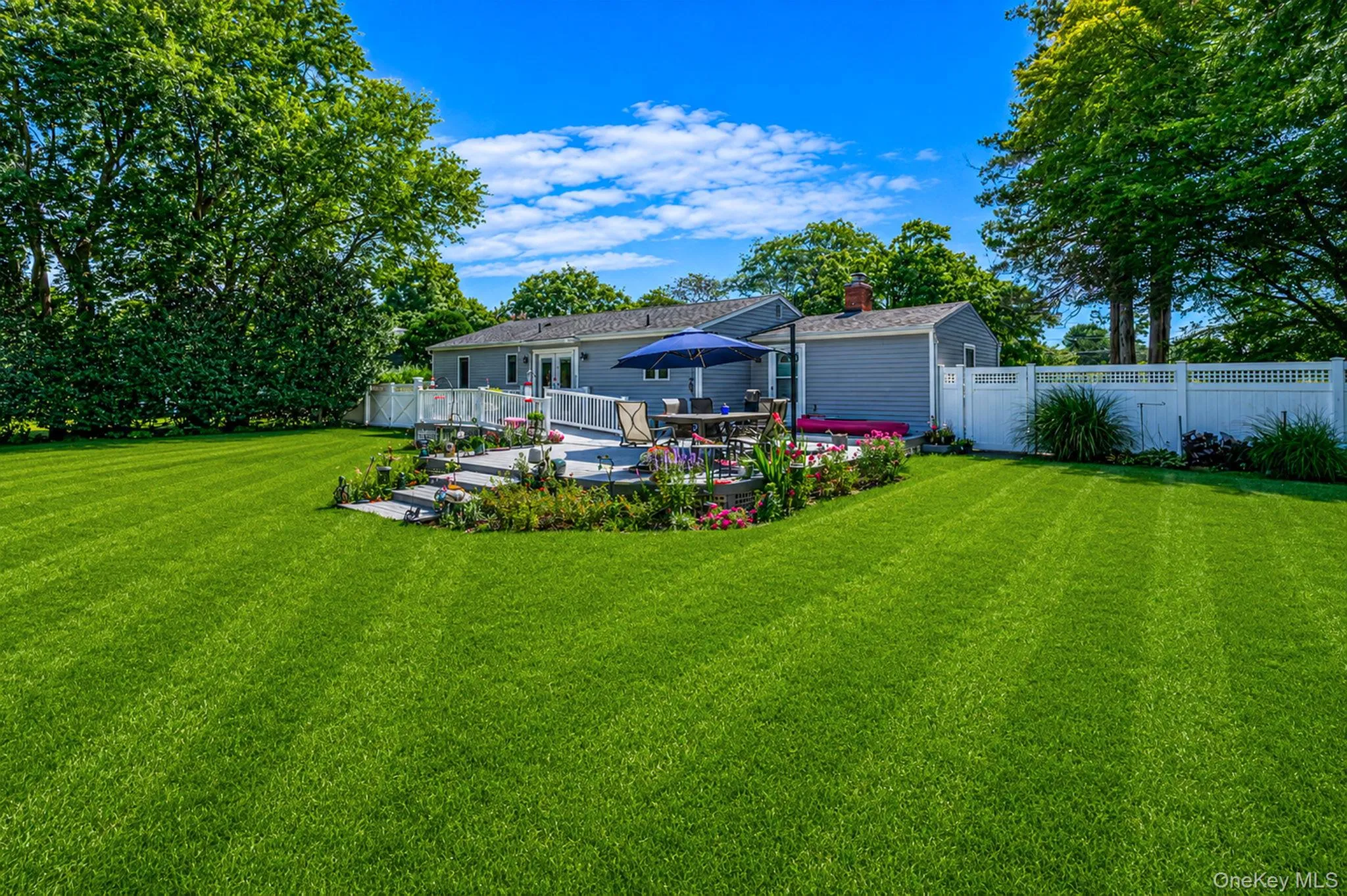16 Pine Edge Drive, Brookhaven, NY, 3 Bedrooms Bedrooms, 7 Rooms Rooms,1 BathroomBathrooms,Residential,For Rent,Pine Edge,0,1036100 16 Pine Edge Drive, Brookhaven, NY, 3 Bedrooms Bedrooms, 7 Rooms Rooms,1 BathroomBathrooms,Residential,For Rent,Pine Edge,0,1036100
