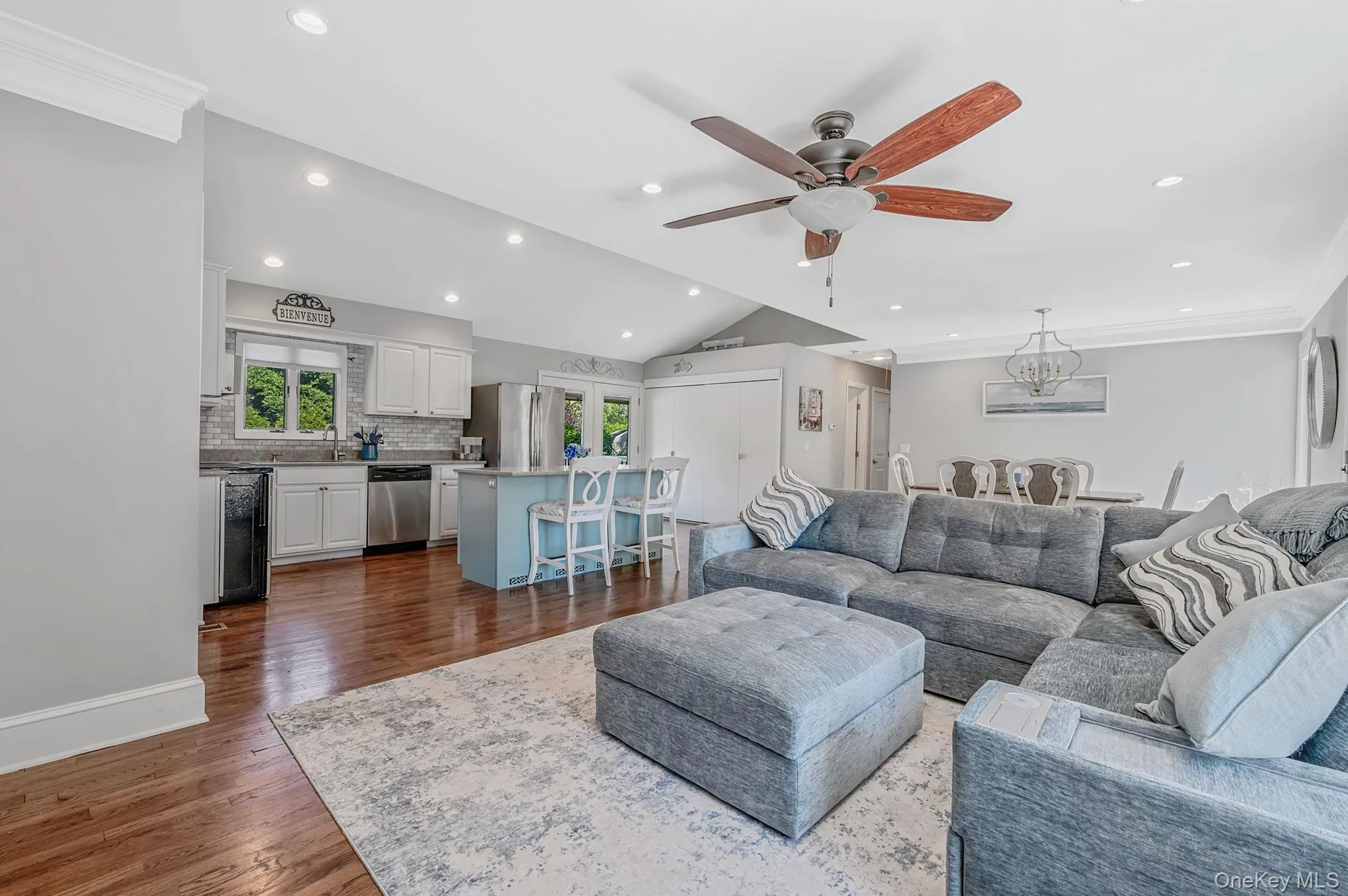 16 Pine Edge Drive, Brookhaven, NY, 3 Bedrooms Bedrooms, 7 Rooms Rooms,1 BathroomBathrooms,Residential,For Rent,Pine Edge,0,1036100 16 Pine Edge Drive, Brookhaven, NY, 3 Bedrooms Bedrooms, 7 Rooms Rooms,1 BathroomBathrooms,Residential,For Rent,Pine Edge,0,1036100