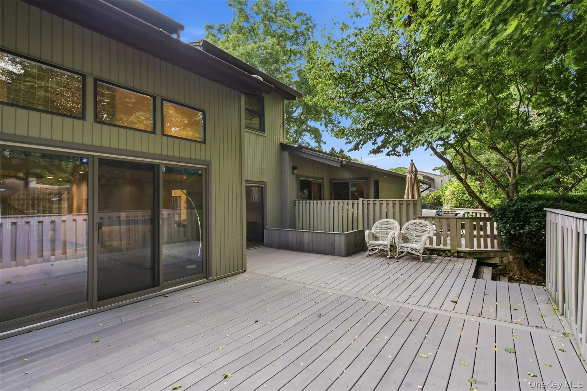 42 Country Club Drive, Oyster Bay, NY, 3 Bedrooms Bedrooms, 7 Rooms Rooms,2 BathroomsBathrooms,Residential,For Rent,Country Club,0,1036102 42 Country Club Drive, Oyster Bay, NY, 3 Bedrooms Bedrooms, 7 Rooms Rooms,2 BathroomsBathrooms,Residential,For Rent,Country Club,0,1036102