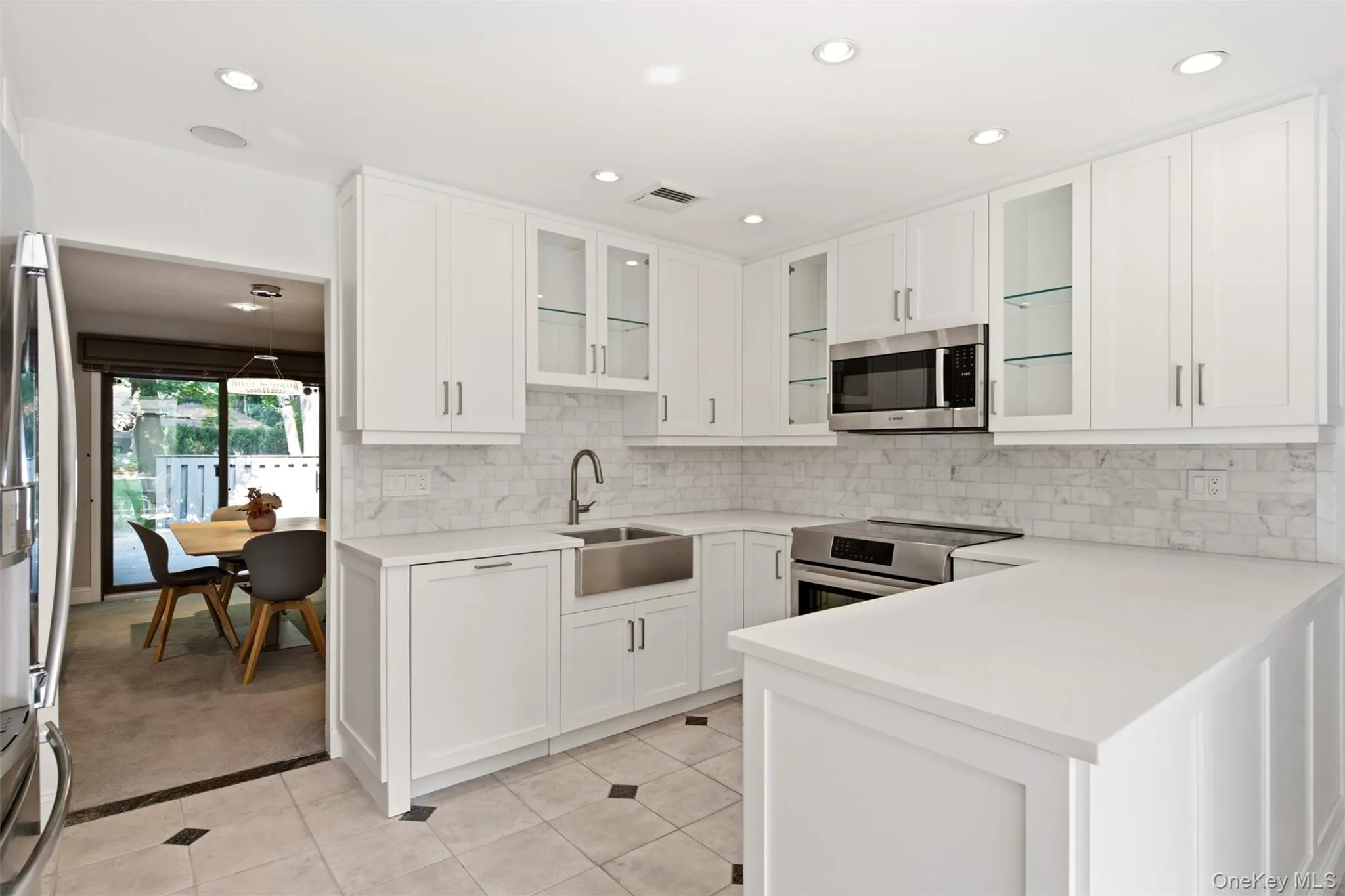 42 Country Club Drive, Oyster Bay, NY, 3 Bedrooms Bedrooms, 7 Rooms Rooms,2 BathroomsBathrooms,Residential,For Rent,Country Club,0,1036102 42 Country Club Drive, Oyster Bay, NY, 3 Bedrooms Bedrooms, 7 Rooms Rooms,2 BathroomsBathrooms,Residential,For Rent,Country Club,0,1036102
