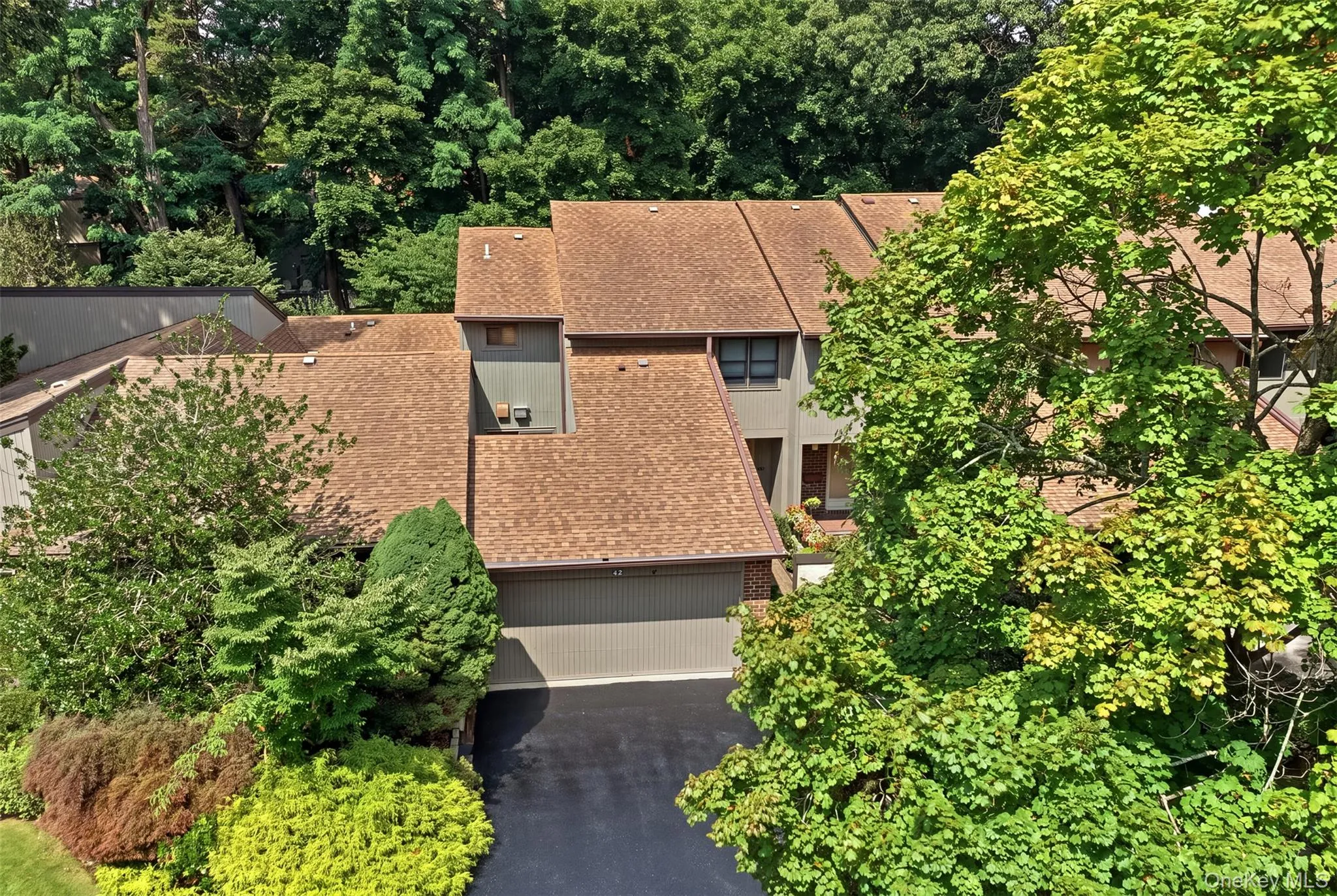 42 Country Club Drive, Oyster Bay, NY, 3 Bedrooms Bedrooms, 7 Rooms Rooms,2 BathroomsBathrooms,Residential,For Rent,Country Club,0,1036102 42 Country Club Drive, Oyster Bay, NY, 3 Bedrooms Bedrooms, 7 Rooms Rooms,2 BathroomsBathrooms,Residential,For Rent,Country Club,0,1036102