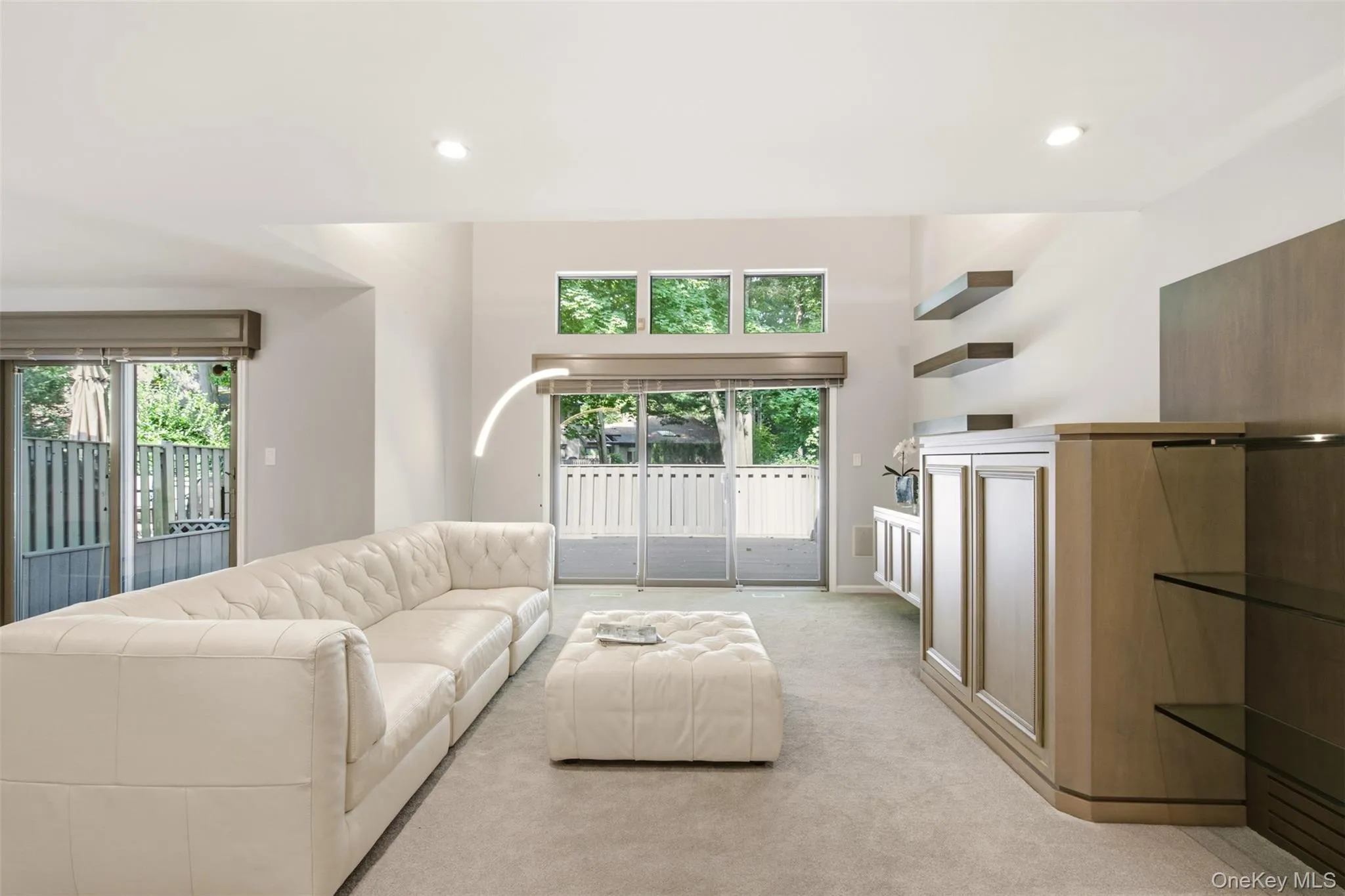 42 Country Club Drive, Oyster Bay, NY, 3 Bedrooms Bedrooms, 7 Rooms Rooms,2 BathroomsBathrooms,Residential,For Rent,Country Club,0,1036102 42 Country Club Drive, Oyster Bay, NY, 3 Bedrooms Bedrooms, 7 Rooms Rooms,2 BathroomsBathrooms,Residential,For Rent,Country Club,0,1036102