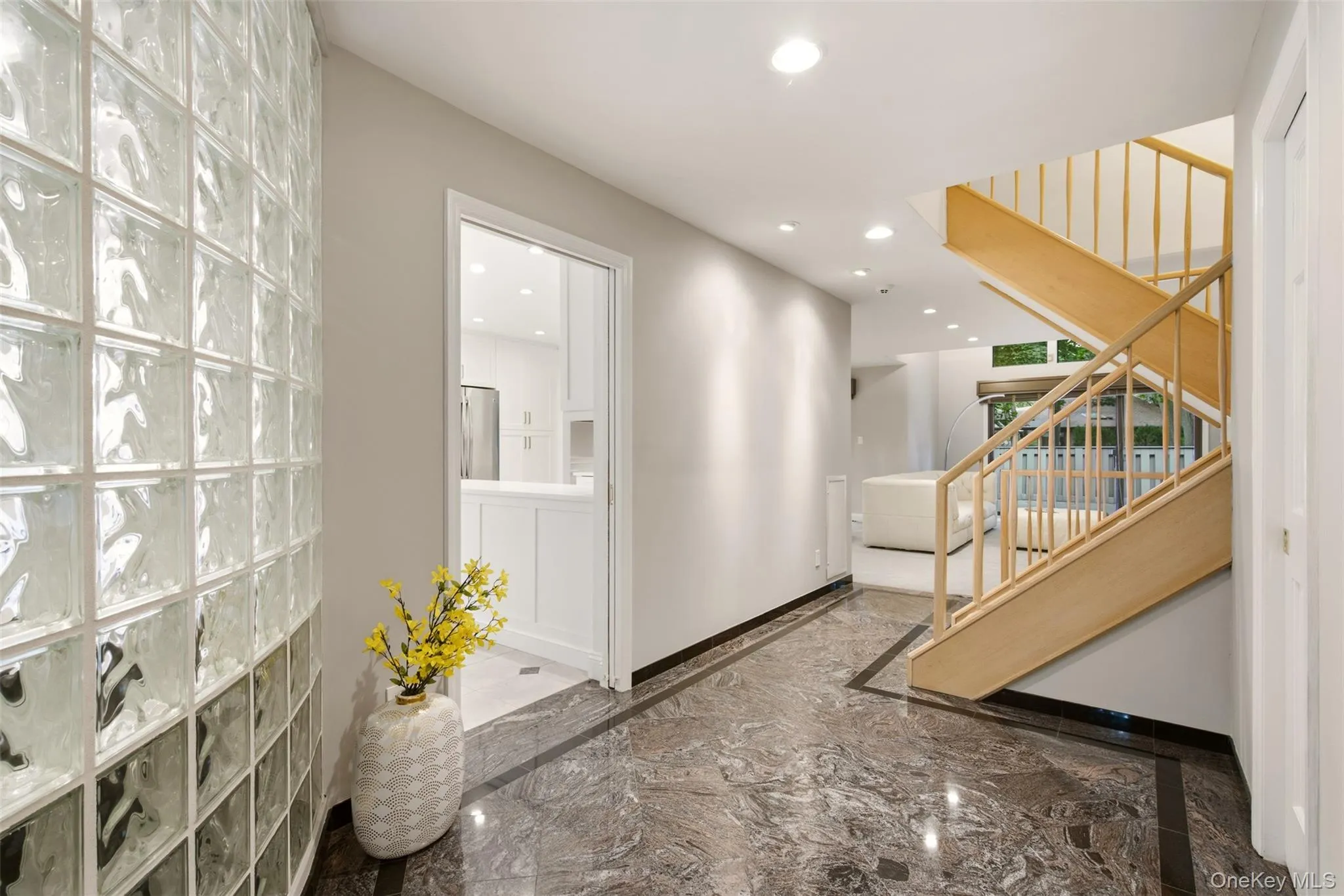 42 Country Club Drive, Oyster Bay, NY, 3 Bedrooms Bedrooms, 7 Rooms Rooms,2 BathroomsBathrooms,Residential,For Rent,Country Club,0,1036102 42 Country Club Drive, Oyster Bay, NY, 3 Bedrooms Bedrooms, 7 Rooms Rooms,2 BathroomsBathrooms,Residential,For Rent,Country Club,0,1036102