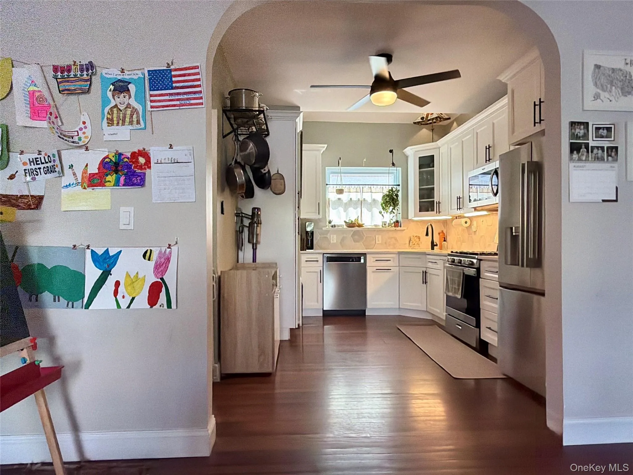 646 Beech Street, Long Beach, NY, 4 Bedrooms Bedrooms, 7 Rooms Rooms,1 BathroomBathrooms,Residential Lease,For Rent,Beech,0,1036103 646 Beech Street, Long Beach, NY, 4 Bedrooms Bedrooms, 7 Rooms Rooms,1 BathroomBathrooms,Residential Lease,For Rent,Beech,0,1036103