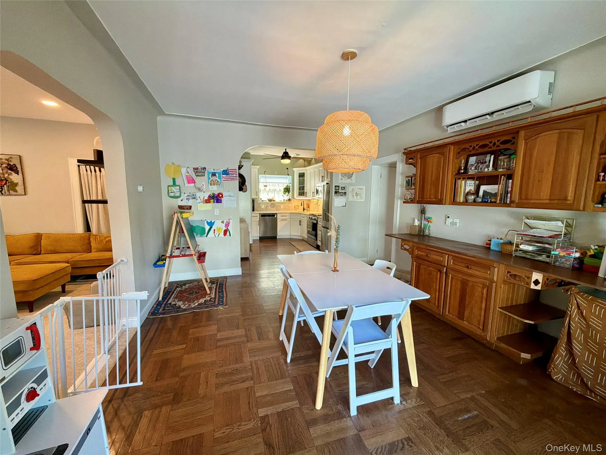 646 Beech Street, Long Beach, NY, 4 Bedrooms Bedrooms, 7 Rooms Rooms,1 BathroomBathrooms,Residential Lease,For Rent,Beech,0,1036103 646 Beech Street, Long Beach, NY, 4 Bedrooms Bedrooms, 7 Rooms Rooms,1 BathroomBathrooms,Residential Lease,For Rent,Beech,0,1036103