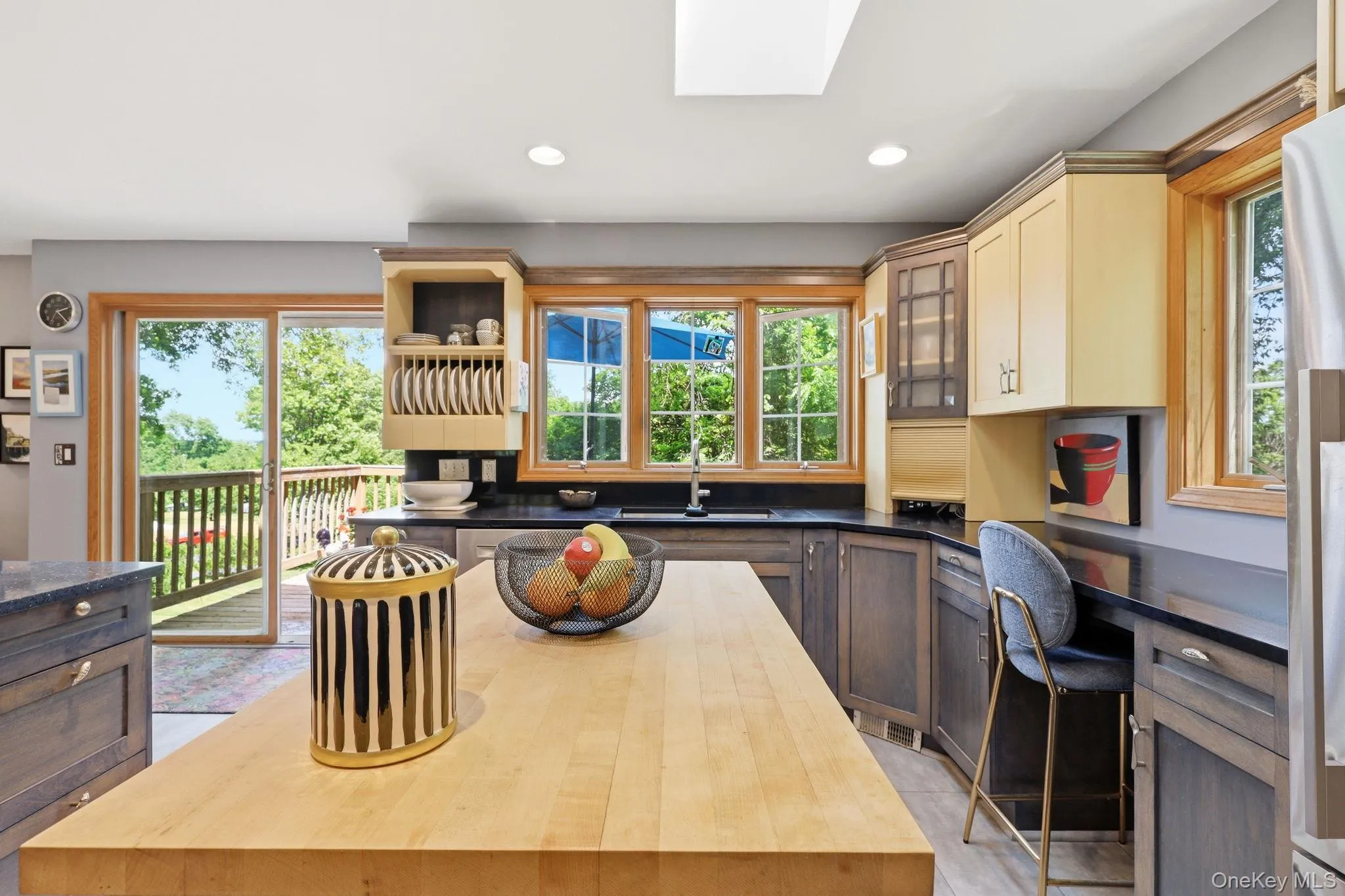 15 Meadow Drive, Red Hook, NY, 3 Bedrooms Bedrooms, 7 Rooms Rooms,2 BathroomsBathrooms,Residential,For Rent,Meadow,0,1036106 15 Meadow Drive, Red Hook, NY, 3 Bedrooms Bedrooms, 7 Rooms Rooms,2 BathroomsBathrooms,Residential,For Rent,Meadow,0,1036106