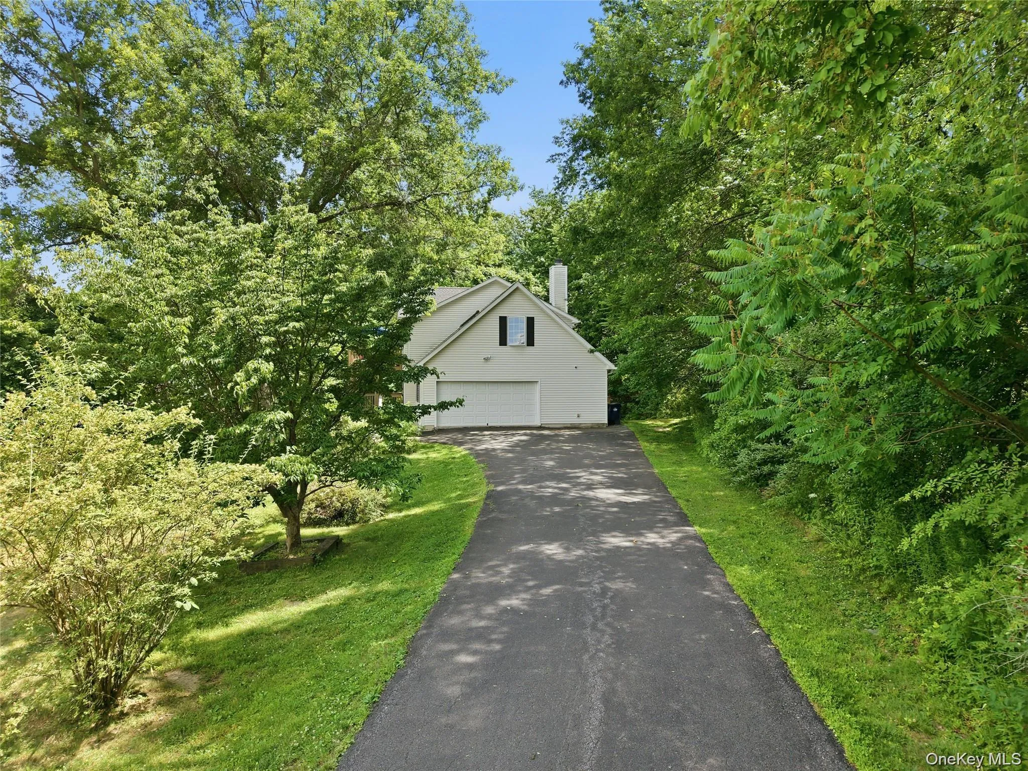 15 Meadow Drive, Red Hook, NY, 3 Bedrooms Bedrooms, 7 Rooms Rooms,2 BathroomsBathrooms,Residential,For Rent,Meadow,0,1036106 15 Meadow Drive, Red Hook, NY, 3 Bedrooms Bedrooms, 7 Rooms Rooms,2 BathroomsBathrooms,Residential,For Rent,Meadow,0,1036106