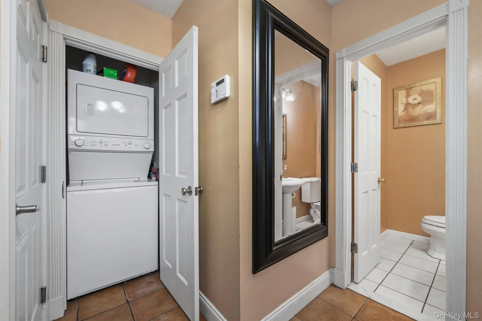 5 Anna Place, Marlboro, NY, 3 Bedrooms Bedrooms, 8 Rooms Rooms,2 BathroomsBathrooms,Residential,For Rent,Anna,0,1036109 5 Anna Place, Marlboro, NY, 3 Bedrooms Bedrooms, 8 Rooms Rooms,2 BathroomsBathrooms,Residential,For Rent,Anna,0,1036109