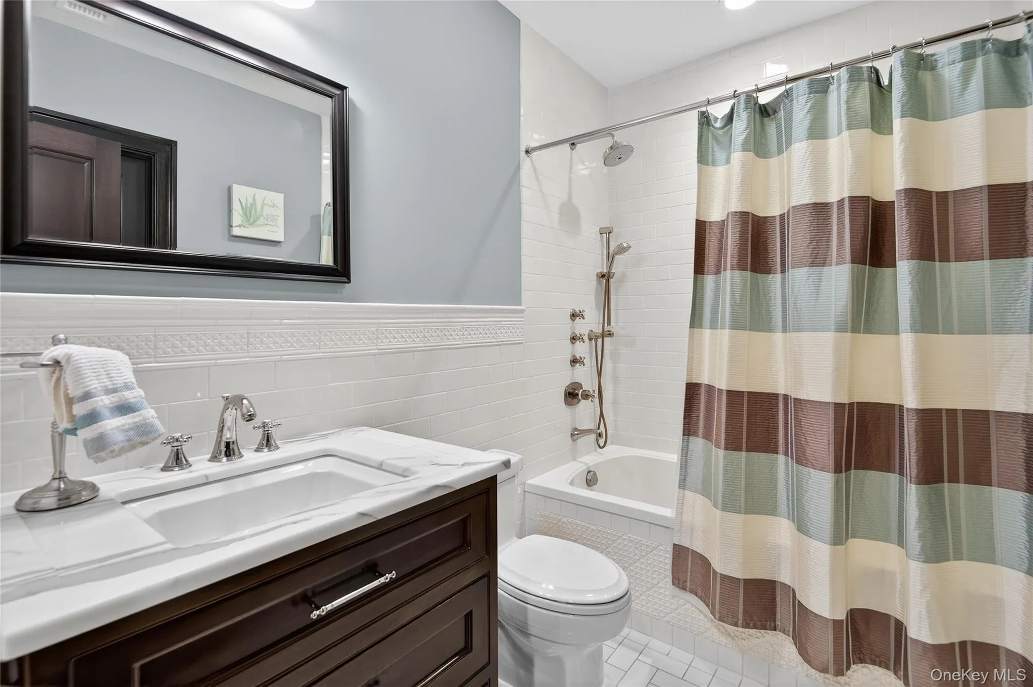 23 Gloria Lane, Huntington, NY, 6 Bedrooms Bedrooms, 15 Rooms Rooms,6 BathroomsBathrooms,Residential,For Rent,Gloria,0,1036110 23 Gloria Lane, Huntington, NY, 6 Bedrooms Bedrooms, 15 Rooms Rooms,6 BathroomsBathrooms,Residential,For Rent,Gloria,0,1036110