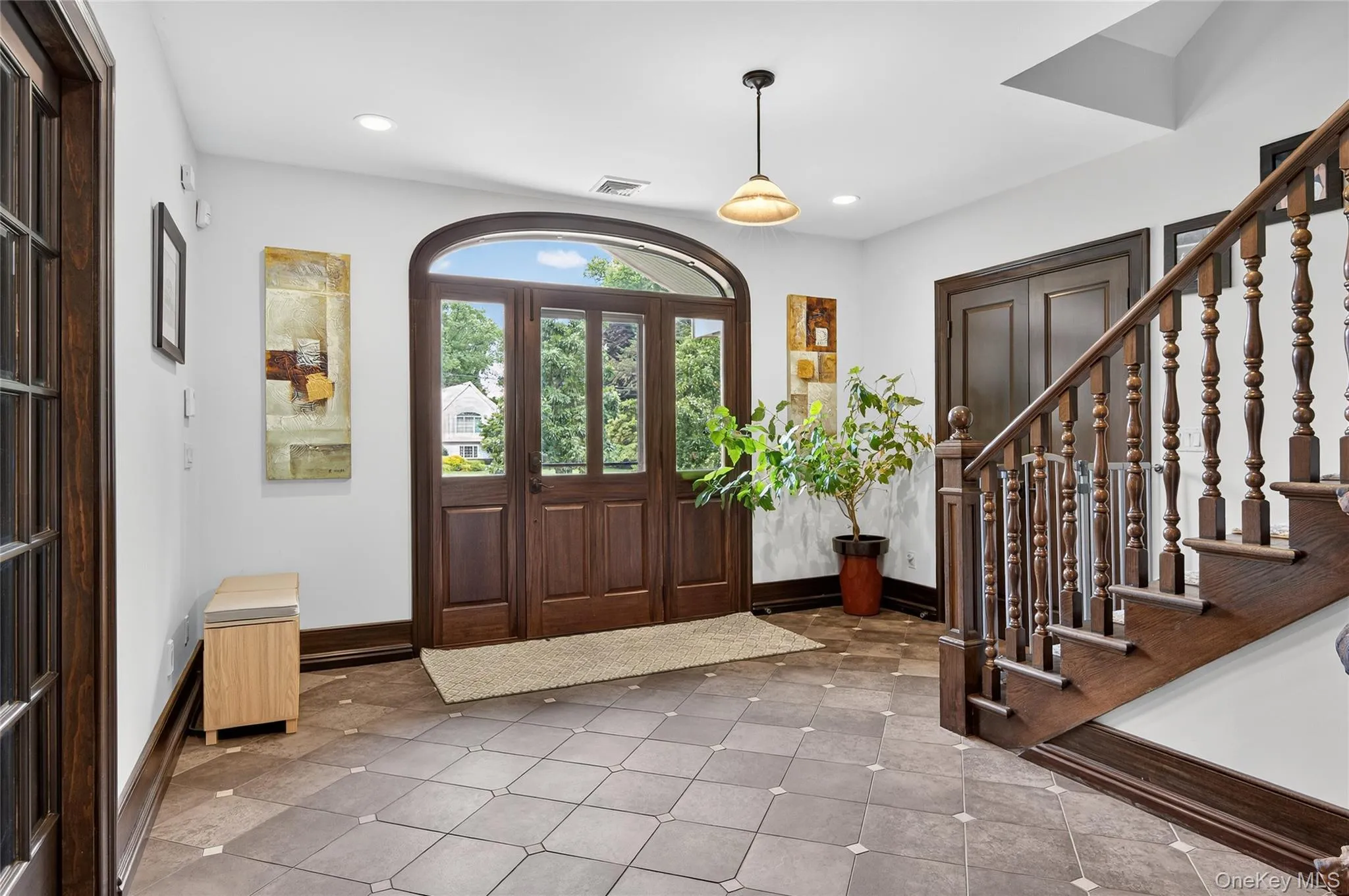 23 Gloria Lane, Huntington, NY, 6 Bedrooms Bedrooms, 15 Rooms Rooms,6 BathroomsBathrooms,Residential,For Rent,Gloria,0,1036110 23 Gloria Lane, Huntington, NY, 6 Bedrooms Bedrooms, 15 Rooms Rooms,6 BathroomsBathrooms,Residential,For Rent,Gloria,0,1036110
