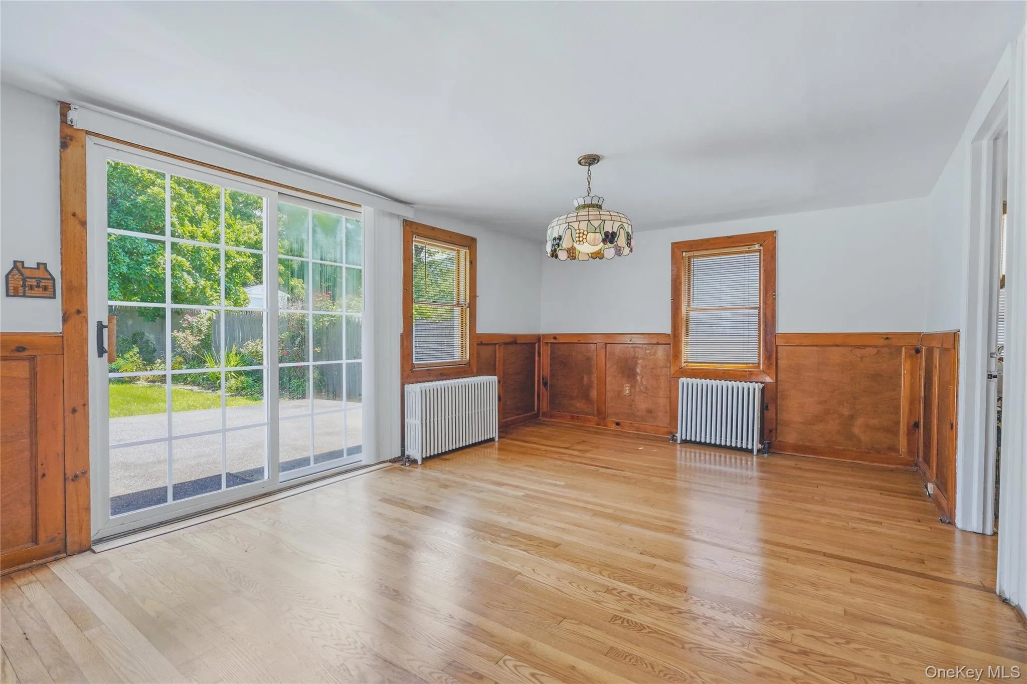 Sliding doors to patio Sliding doors to patio