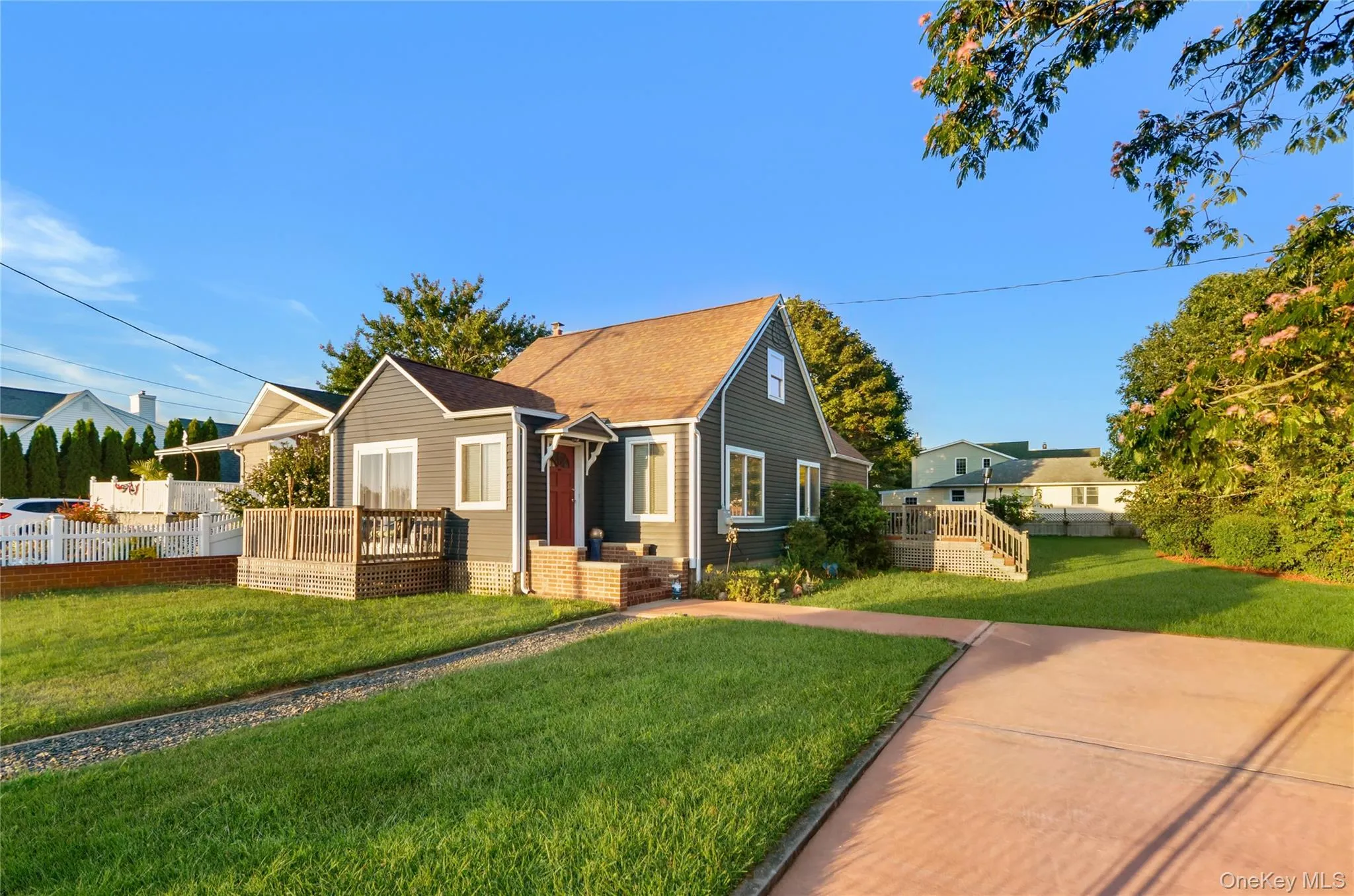 21 Grandview Drive, Brookhaven, NY, 3 Bedrooms Bedrooms, 7 Rooms Rooms,2 BathroomsBathrooms,Residential,For Rent,Grandview,0,1036116 21 Grandview Drive, Brookhaven, NY, 3 Bedrooms Bedrooms, 7 Rooms Rooms,2 BathroomsBathrooms,Residential,For Rent,Grandview,0,1036116