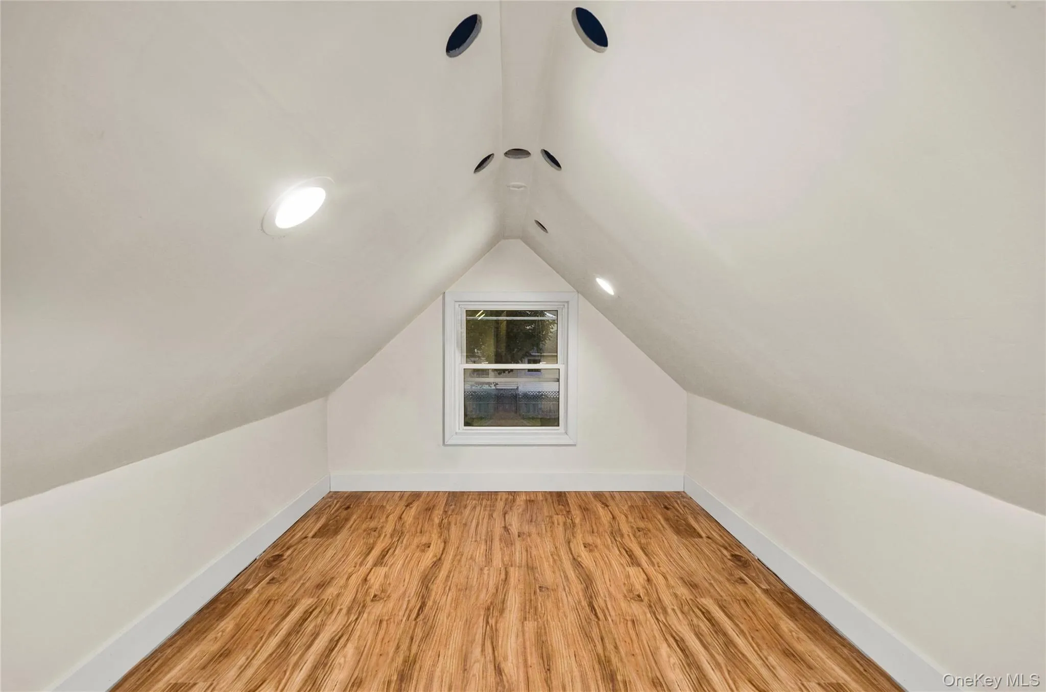 21 Grandview Drive, Brookhaven, NY, 3 Bedrooms Bedrooms, 7 Rooms Rooms,2 BathroomsBathrooms,Residential,For Rent,Grandview,0,1036116 21 Grandview Drive, Brookhaven, NY, 3 Bedrooms Bedrooms, 7 Rooms Rooms,2 BathroomsBathrooms,Residential,For Rent,Grandview,0,1036116