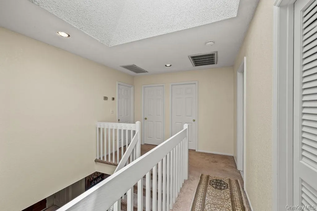 10 Ash Court, Clarkstown, NY, 6 Bedrooms Bedrooms, 10 Rooms Rooms,4 BathroomsBathrooms,Residential,For Rent,Ash,0,1036117 10 Ash Court, Clarkstown, NY, 6 Bedrooms Bedrooms, 10 Rooms Rooms,4 BathroomsBathrooms,Residential,For Rent,Ash,0,1036117