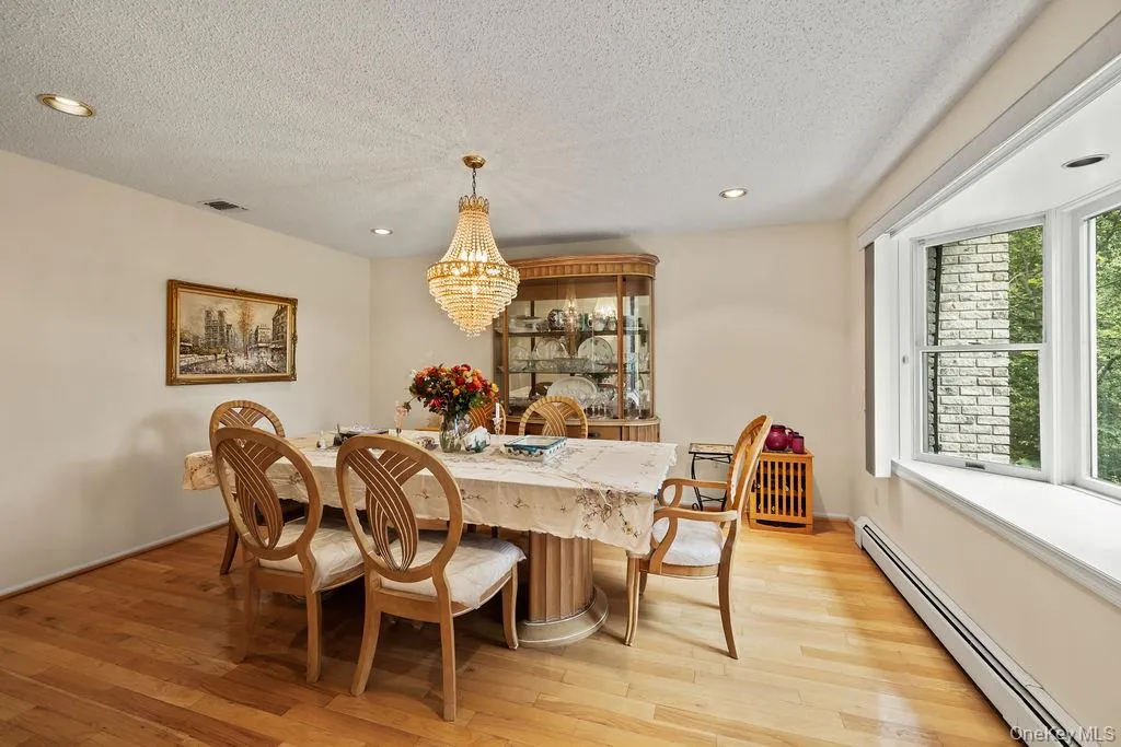 10 Ash Court, Clarkstown, NY, 6 Bedrooms Bedrooms, 10 Rooms Rooms,4 BathroomsBathrooms,Residential,For Rent,Ash,0,1036117 10 Ash Court, Clarkstown, NY, 6 Bedrooms Bedrooms, 10 Rooms Rooms,4 BathroomsBathrooms,Residential,For Rent,Ash,0,1036117
