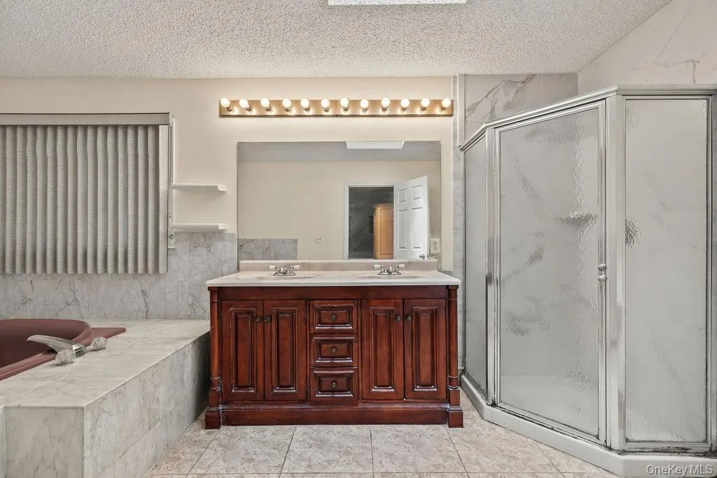 10 Ash Court, Clarkstown, NY, 6 Bedrooms Bedrooms, 10 Rooms Rooms,4 BathroomsBathrooms,Residential,For Rent,Ash,0,1036117 10 Ash Court, Clarkstown, NY, 6 Bedrooms Bedrooms, 10 Rooms Rooms,4 BathroomsBathrooms,Residential,For Rent,Ash,0,1036117