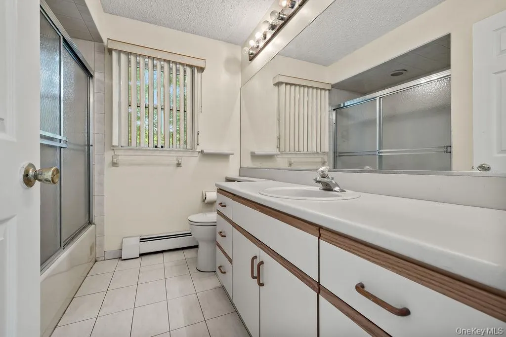 10 Ash Court, Clarkstown, NY, 6 Bedrooms Bedrooms, 10 Rooms Rooms,4 BathroomsBathrooms,Residential,For Rent,Ash,0,1036117 10 Ash Court, Clarkstown, NY, 6 Bedrooms Bedrooms, 10 Rooms Rooms,4 BathroomsBathrooms,Residential,For Rent,Ash,0,1036117