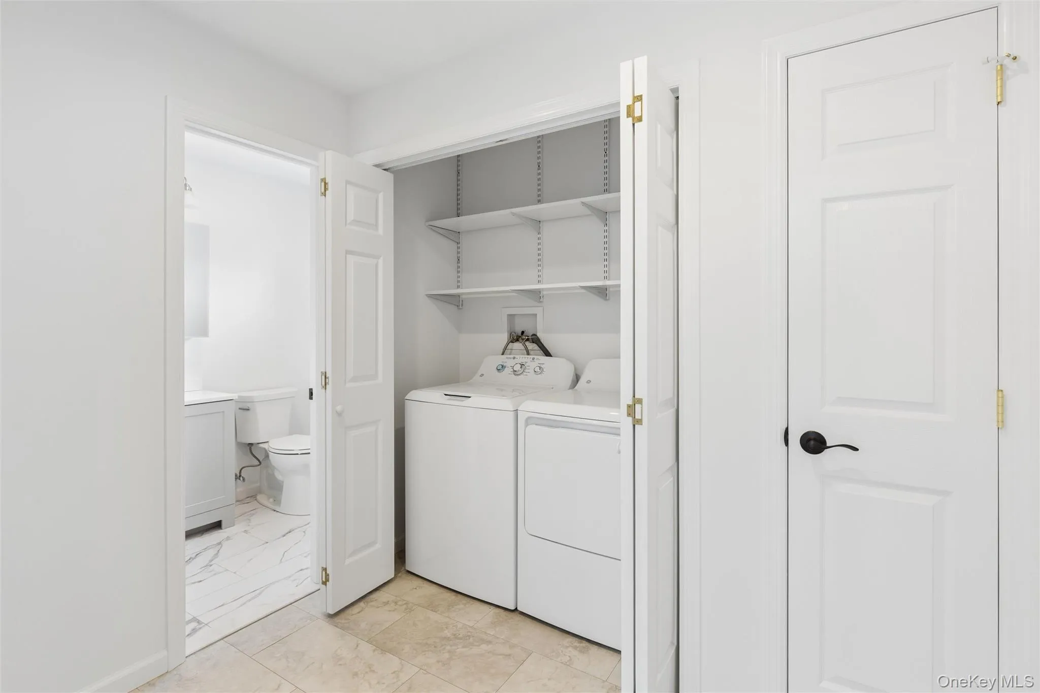 413 1st Street, Southold, NY, 1 Bedroom Bedrooms, 6 Rooms Rooms,1 BathroomBathrooms,Residential Lease,For Rent,1st,0,1036122 413 1st Street, Southold, NY, 1 Bedroom Bedrooms, 6 Rooms Rooms,1 BathroomBathrooms,Residential Lease,For Rent,1st,0,1036122