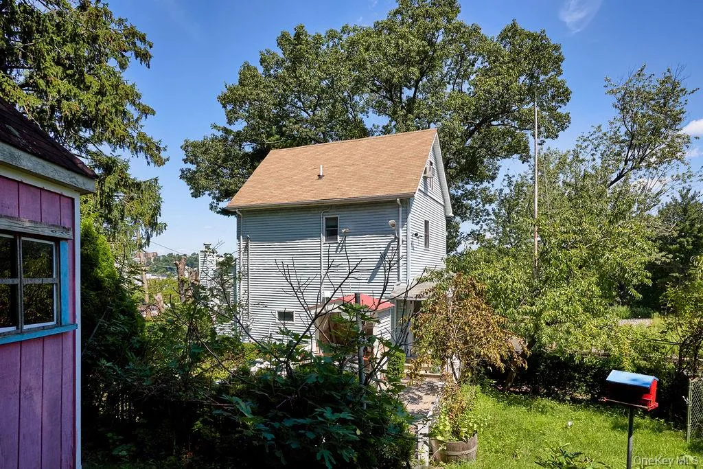 404 Prescott Street, Yonkers, NY, 3 Bedrooms Bedrooms, 6 Rooms Rooms,3 BathroomsBathrooms,Residential,For Rent,Prescott,0,1036124 404 Prescott Street, Yonkers, NY, 3 Bedrooms Bedrooms, 6 Rooms Rooms,3 BathroomsBathrooms,Residential,For Rent,Prescott,0,1036124
