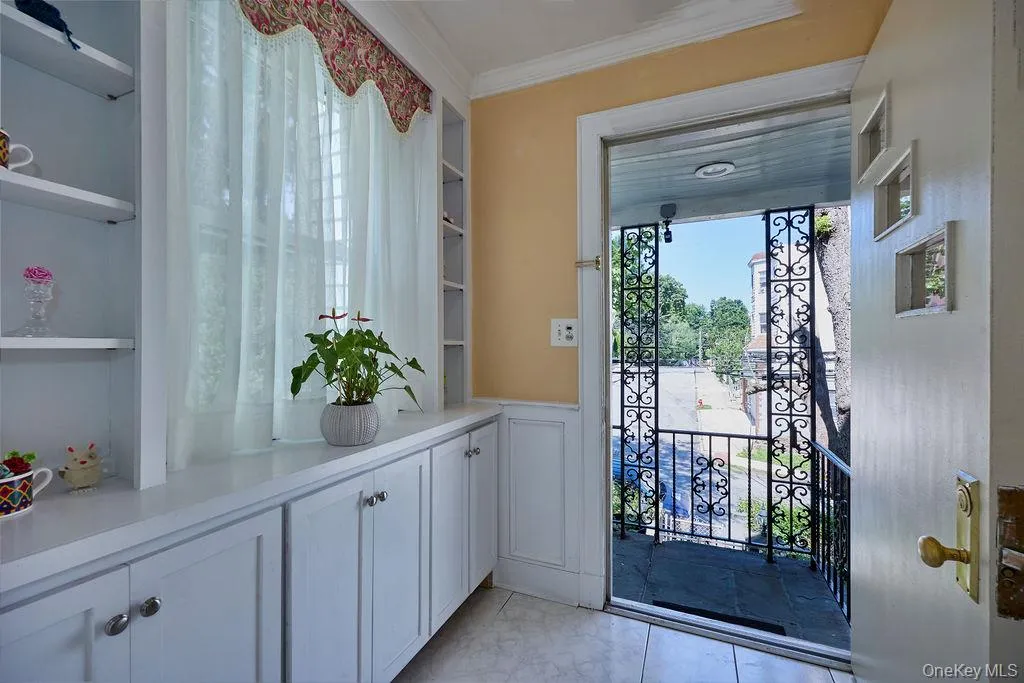Large entryway with built-in. Large entryway with built-in.