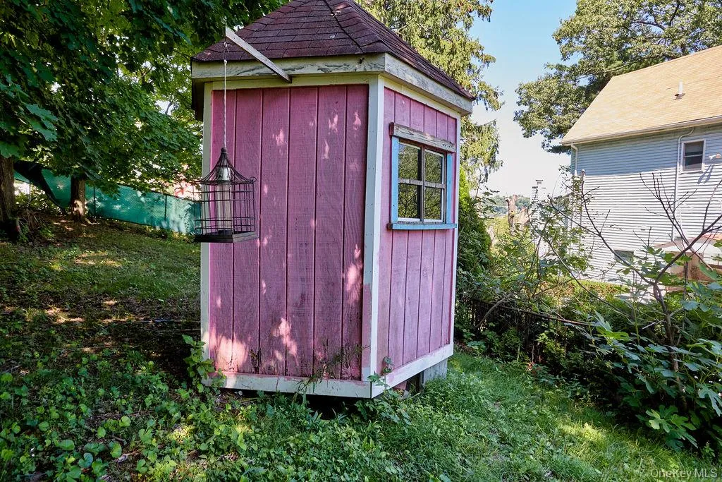 404 Prescott Street, Yonkers, NY, 3 Bedrooms Bedrooms, 6 Rooms Rooms,3 BathroomsBathrooms,Residential,For Rent,Prescott,0,1036124 404 Prescott Street, Yonkers, NY, 3 Bedrooms Bedrooms, 6 Rooms Rooms,3 BathroomsBathrooms,Residential,For Rent,Prescott,0,1036124