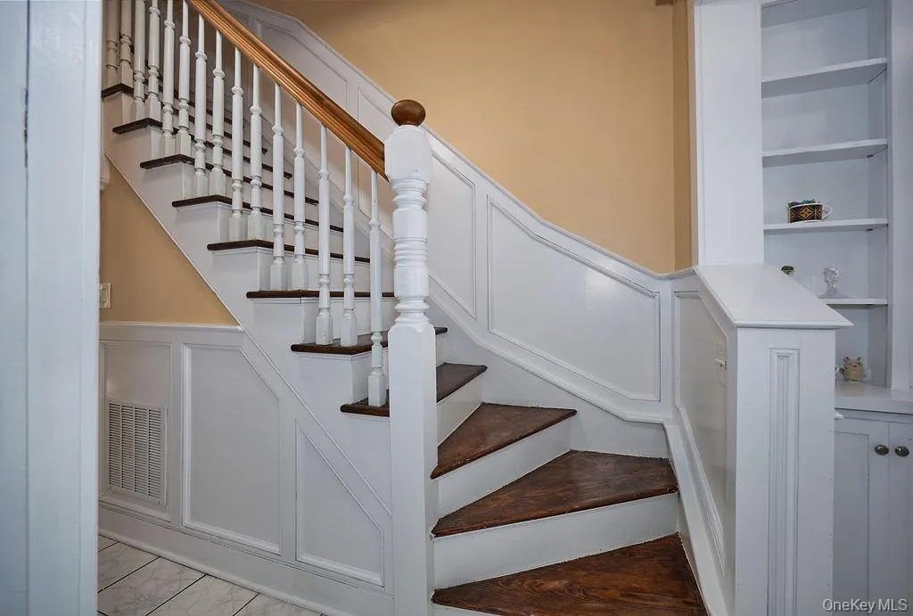 404 Prescott Street, Yonkers, NY, 3 Bedrooms Bedrooms, 6 Rooms Rooms,3 BathroomsBathrooms,Residential,For Rent,Prescott,0,1036124 404 Prescott Street, Yonkers, NY, 3 Bedrooms Bedrooms, 6 Rooms Rooms,3 BathroomsBathrooms,Residential,For Rent,Prescott,0,1036124