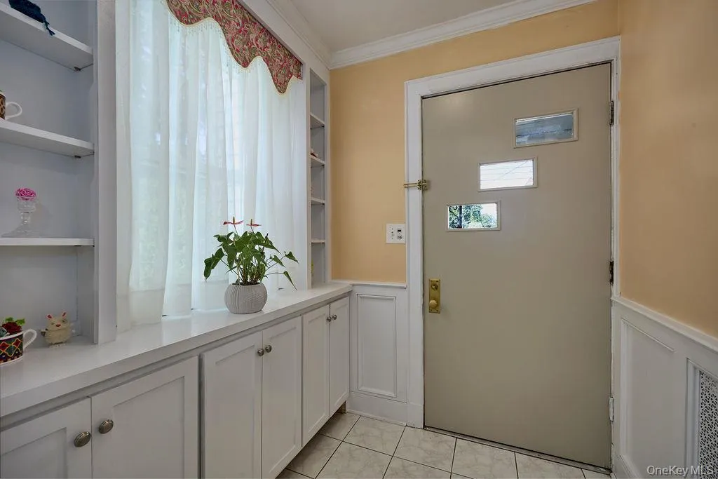 Entryway Entryway