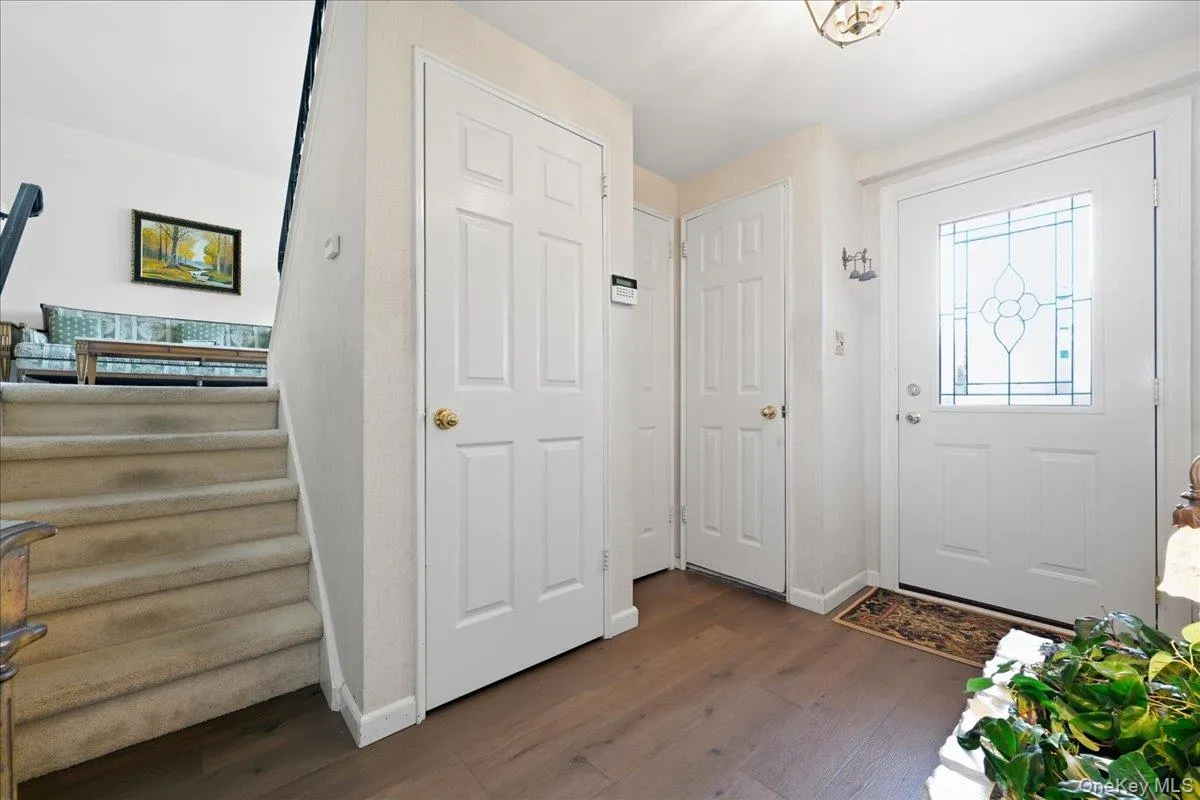 1981 Lenox Avenue, Hempstead, NY, 3 Bedrooms Bedrooms, 7 Rooms Rooms,1 BathroomBathrooms,Residential,For Rent,Lenox,0,1036131 1981 Lenox Avenue, Hempstead, NY, 3 Bedrooms Bedrooms, 7 Rooms Rooms,1 BathroomBathrooms,Residential,For Rent,Lenox,0,1036131
