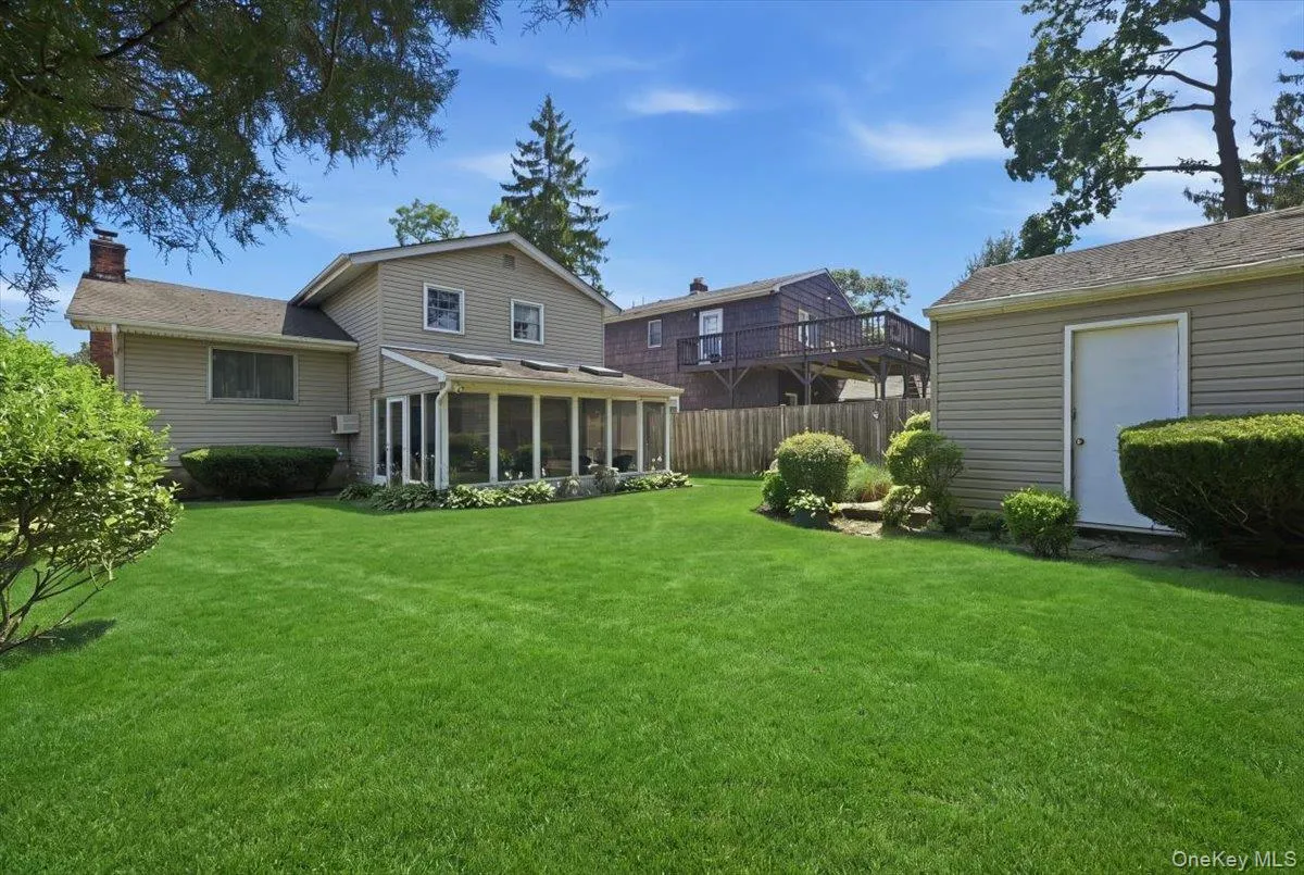 1981 Lenox Avenue, Hempstead, NY, 3 Bedrooms Bedrooms, 7 Rooms Rooms,1 BathroomBathrooms,Residential,For Rent,Lenox,0,1036131 1981 Lenox Avenue, Hempstead, NY, 3 Bedrooms Bedrooms, 7 Rooms Rooms,1 BathroomBathrooms,Residential,For Rent,Lenox,0,1036131