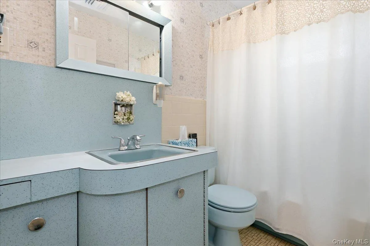 1981 Lenox Avenue, Hempstead, NY, 3 Bedrooms Bedrooms, 7 Rooms Rooms,1 BathroomBathrooms,Residential,For Rent,Lenox,0,1036131 1981 Lenox Avenue, Hempstead, NY, 3 Bedrooms Bedrooms, 7 Rooms Rooms,1 BathroomBathrooms,Residential,For Rent,Lenox,0,1036131