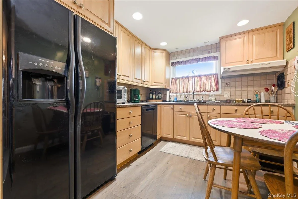 1981 Lenox Avenue, Hempstead, NY, 3 Bedrooms Bedrooms, 7 Rooms Rooms,1 BathroomBathrooms,Residential,For Rent,Lenox,0,1036131 1981 Lenox Avenue, Hempstead, NY, 3 Bedrooms Bedrooms, 7 Rooms Rooms,1 BathroomBathrooms,Residential,For Rent,Lenox,0,1036131