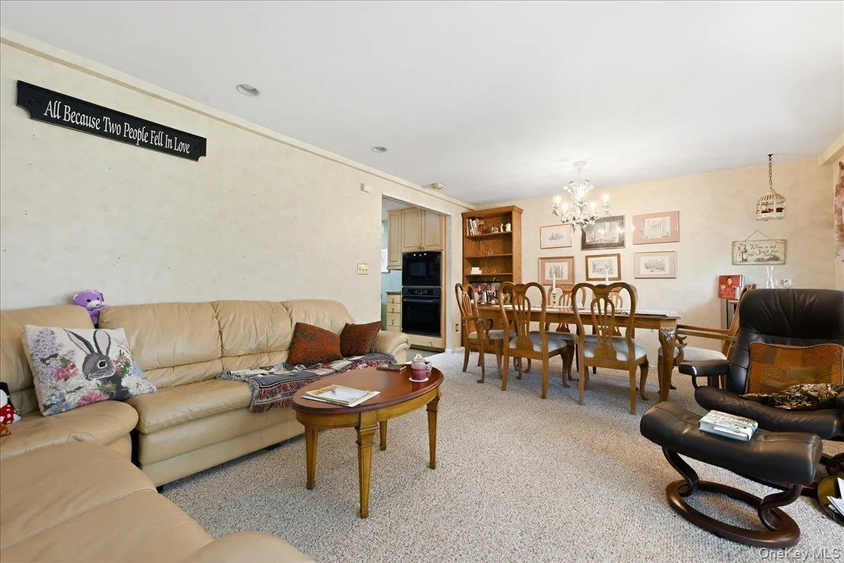 1981 Lenox Avenue, Hempstead, NY, 3 Bedrooms Bedrooms, 7 Rooms Rooms,1 BathroomBathrooms,Residential,For Rent,Lenox,0,1036131 1981 Lenox Avenue, Hempstead, NY, 3 Bedrooms Bedrooms, 7 Rooms Rooms,1 BathroomBathrooms,Residential,For Rent,Lenox,0,1036131