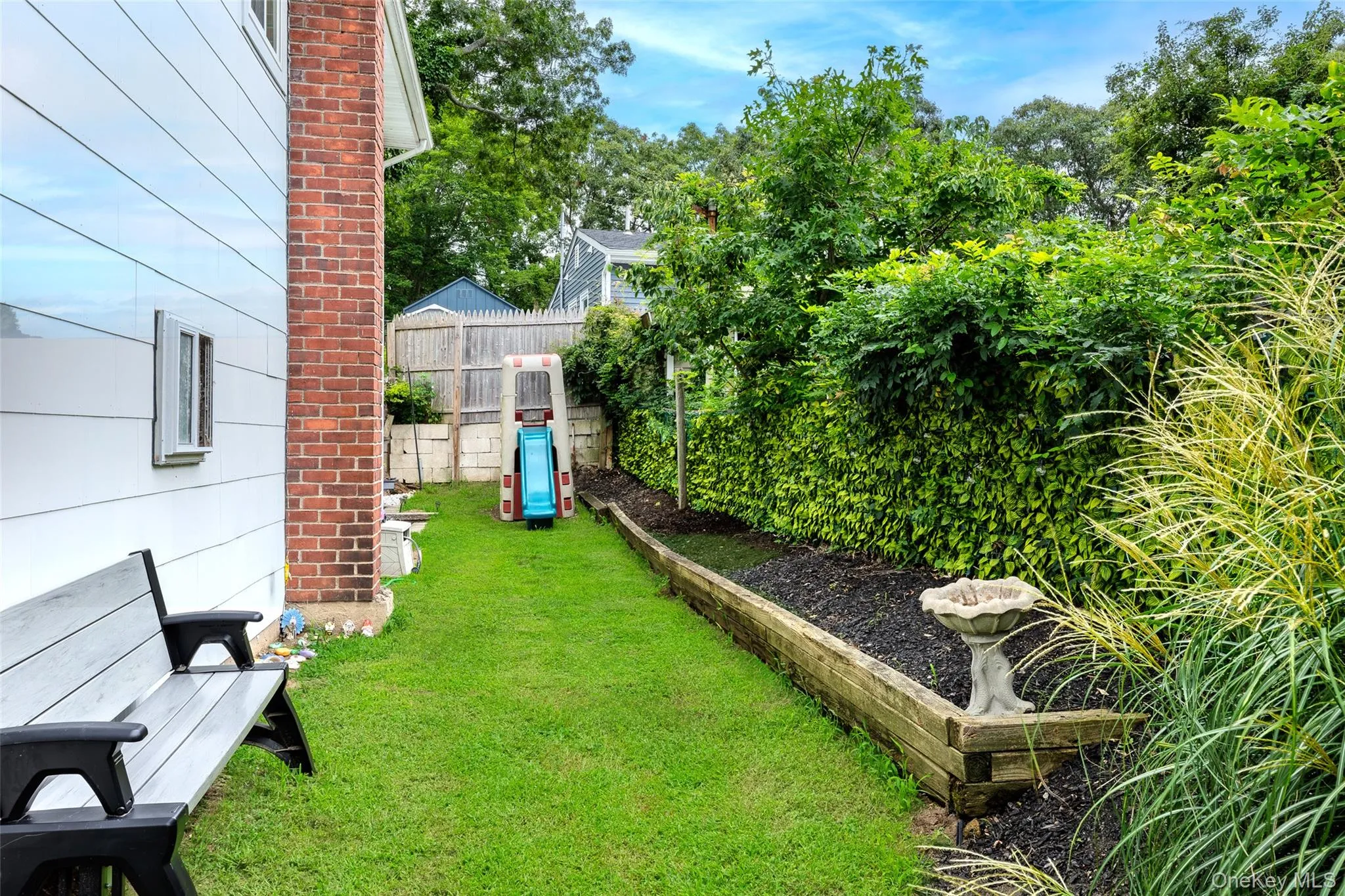 33 Manhasset Road, Brookhaven, NY, 4 Bedrooms Bedrooms, 8 Rooms Rooms,2 BathroomsBathrooms,Residential,For Rent,Manhasset,0,1036132 33 Manhasset Road, Brookhaven, NY, 4 Bedrooms Bedrooms, 8 Rooms Rooms,2 BathroomsBathrooms,Residential,For Rent,Manhasset,0,1036132