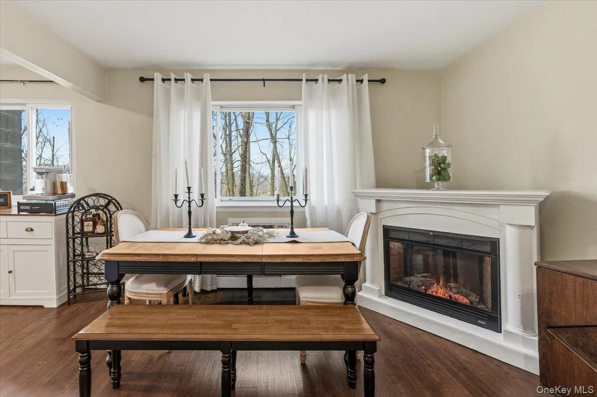 9 James Street, Peekskill, NY, 2 Bedrooms Bedrooms, 5 Rooms Rooms,1 BathroomBathrooms,Residential,For Rent,James,0,1036133 9 James Street, Peekskill, NY, 2 Bedrooms Bedrooms, 5 Rooms Rooms,1 BathroomBathrooms,Residential,For Rent,James,0,1036133