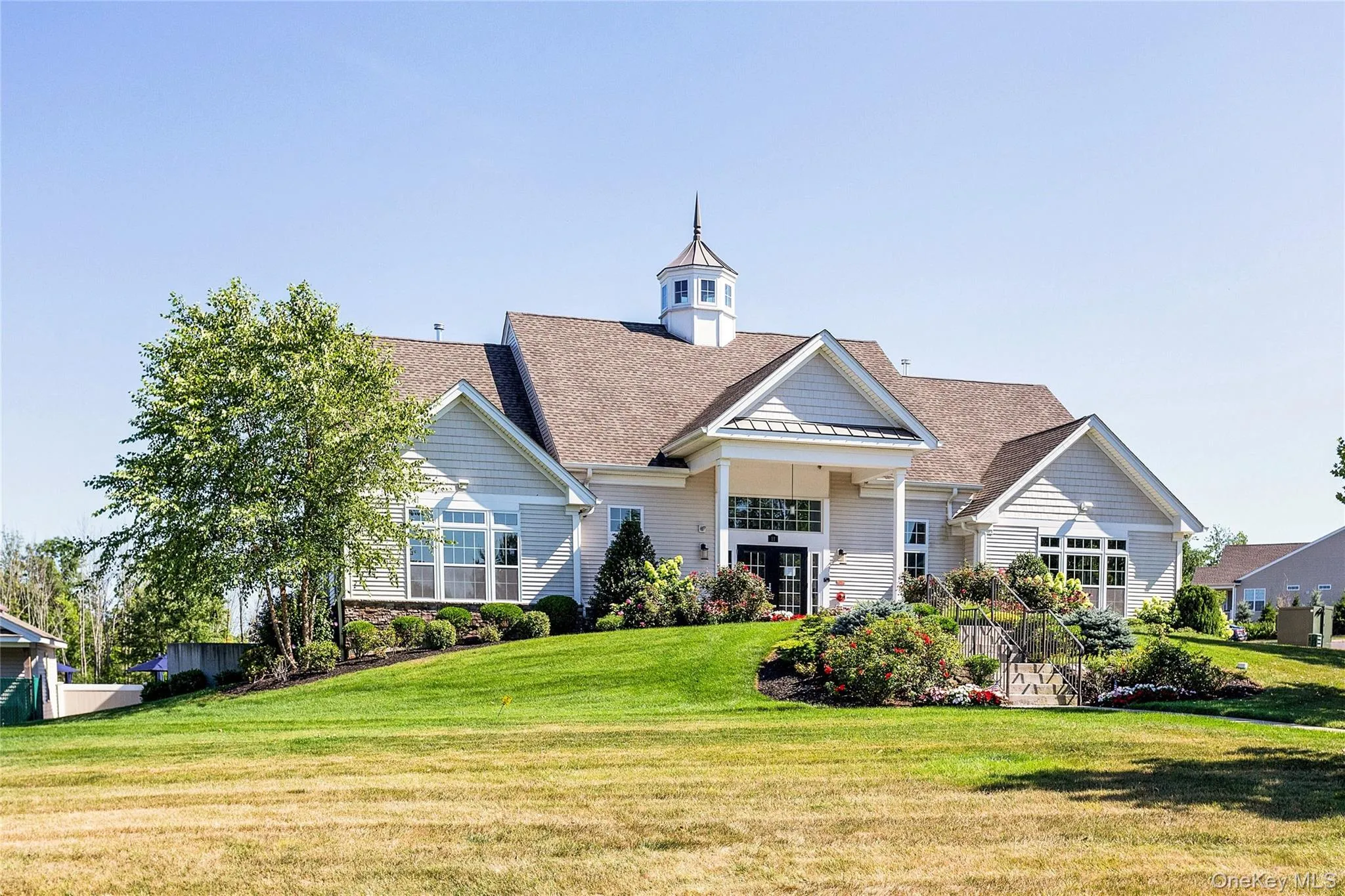 Fabulous Clubhouse Fabulous Clubhouse