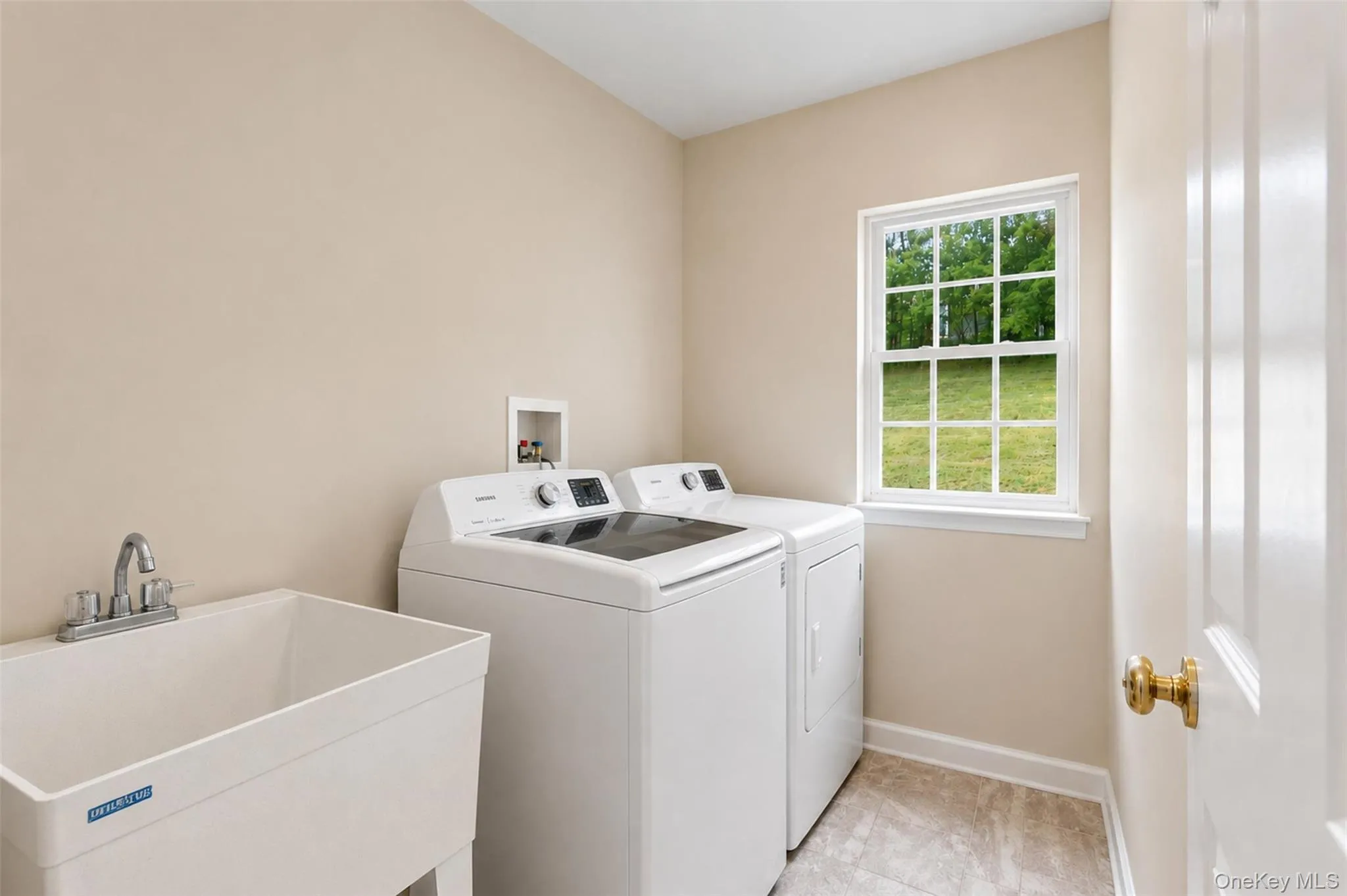 12 Greenwood Drive, Newburgh (town), NY, 4 Bedrooms Bedrooms, 9 Rooms Rooms,3 BathroomsBathrooms,Residential,For Rent,Greenwood,0,1036138 12 Greenwood Drive, Newburgh (town), NY, 4 Bedrooms Bedrooms, 9 Rooms Rooms,3 BathroomsBathrooms,Residential,For Rent,Greenwood,0,1036138