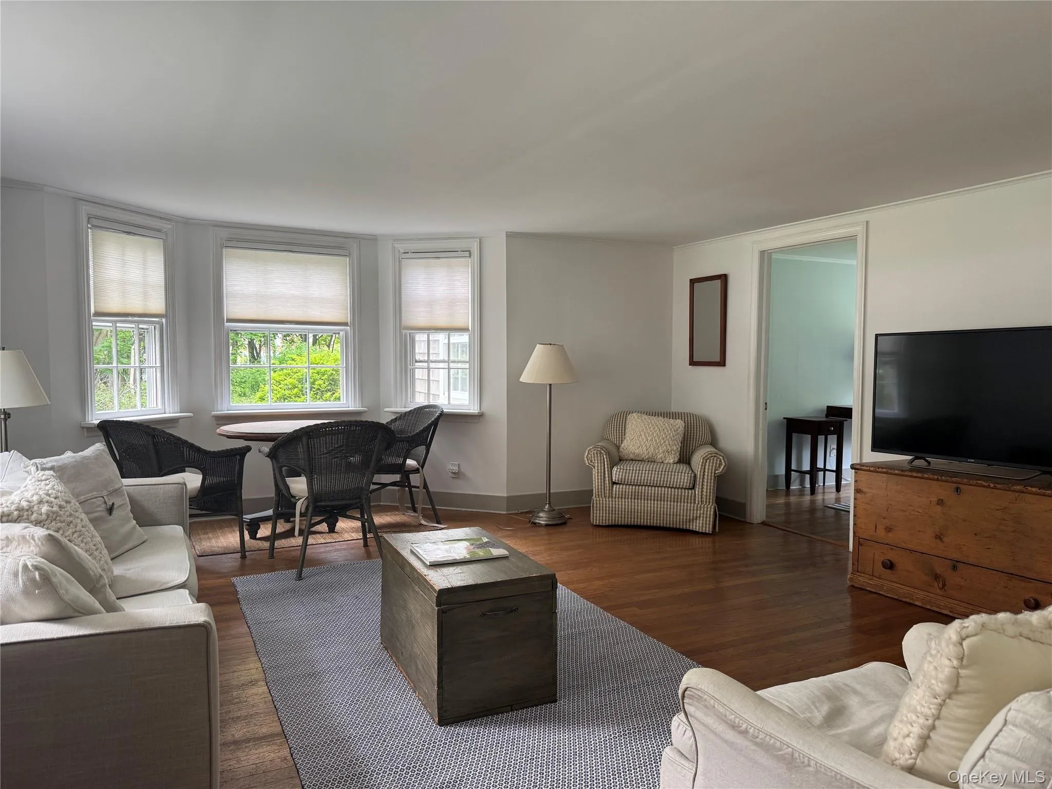 21 Elm Street, Southampton, NY, 3 Bedrooms Bedrooms, 6 Rooms Rooms,2 BathroomsBathrooms,Residential Lease,For Rent,Elm Street,0,1036139 21 Elm Street, Southampton, NY, 3 Bedrooms Bedrooms, 6 Rooms Rooms,2 BathroomsBathrooms,Residential Lease,For Rent,Elm Street,0,1036139