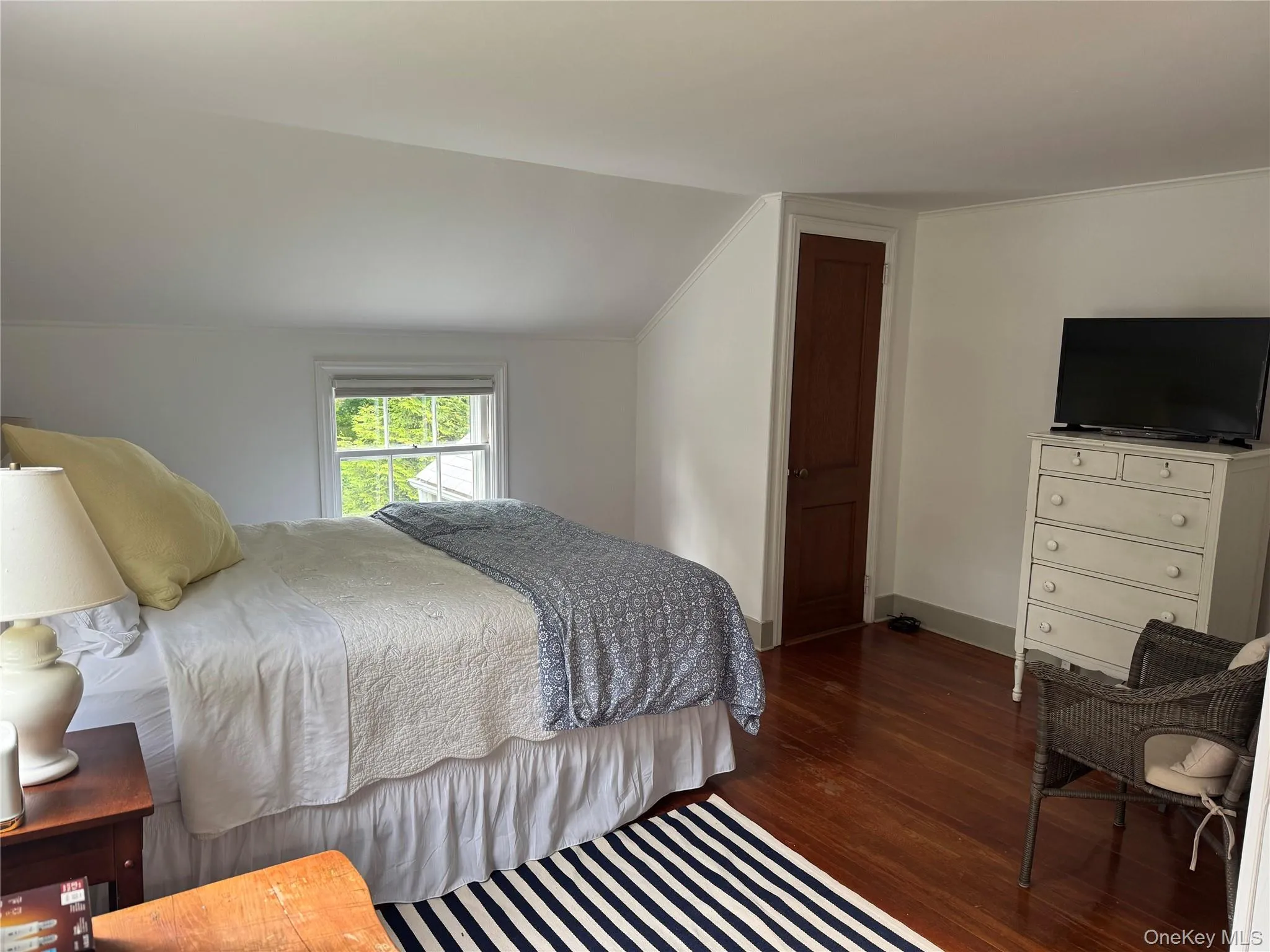21 Elm Street, Southampton, NY, 3 Bedrooms Bedrooms, 6 Rooms Rooms,2 BathroomsBathrooms,Residential Lease,For Rent,Elm Street,0,1036139 21 Elm Street, Southampton, NY, 3 Bedrooms Bedrooms, 6 Rooms Rooms,2 BathroomsBathrooms,Residential Lease,For Rent,Elm Street,0,1036139