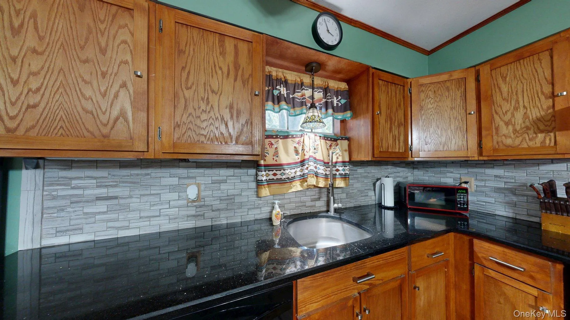 391 Starlight Drive, Brookhaven, NY, 3 Bedrooms Bedrooms, 7 Rooms Rooms,1 BathroomBathrooms,Residential,For Rent,Starlight,0,1036145 391 Starlight Drive, Brookhaven, NY, 3 Bedrooms Bedrooms, 7 Rooms Rooms,1 BathroomBathrooms,Residential,For Rent,Starlight,0,1036145