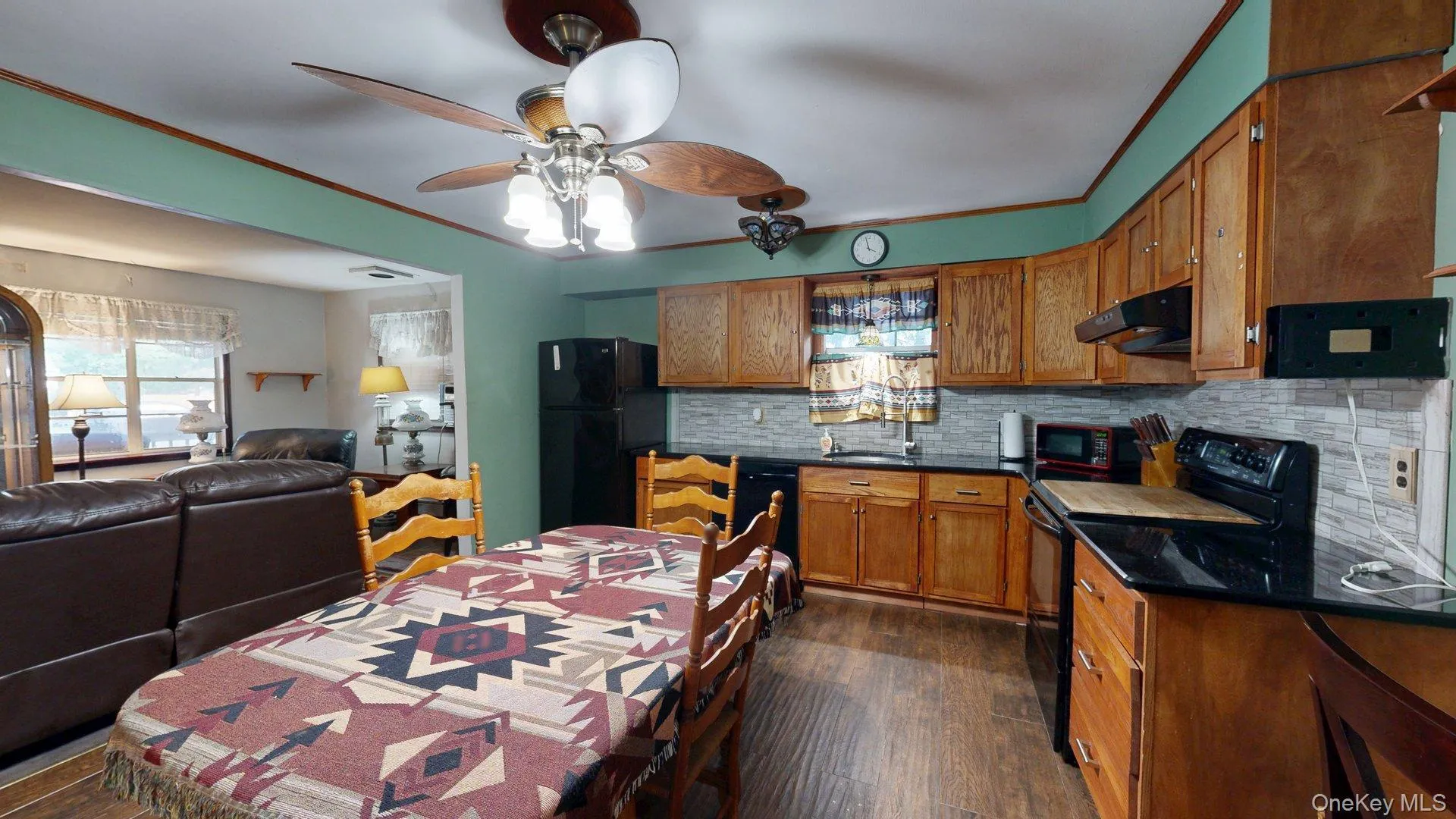 391 Starlight Drive, Brookhaven, NY, 3 Bedrooms Bedrooms, 7 Rooms Rooms,1 BathroomBathrooms,Residential,For Rent,Starlight,0,1036145 391 Starlight Drive, Brookhaven, NY, 3 Bedrooms Bedrooms, 7 Rooms Rooms,1 BathroomBathrooms,Residential,For Rent,Starlight,0,1036145