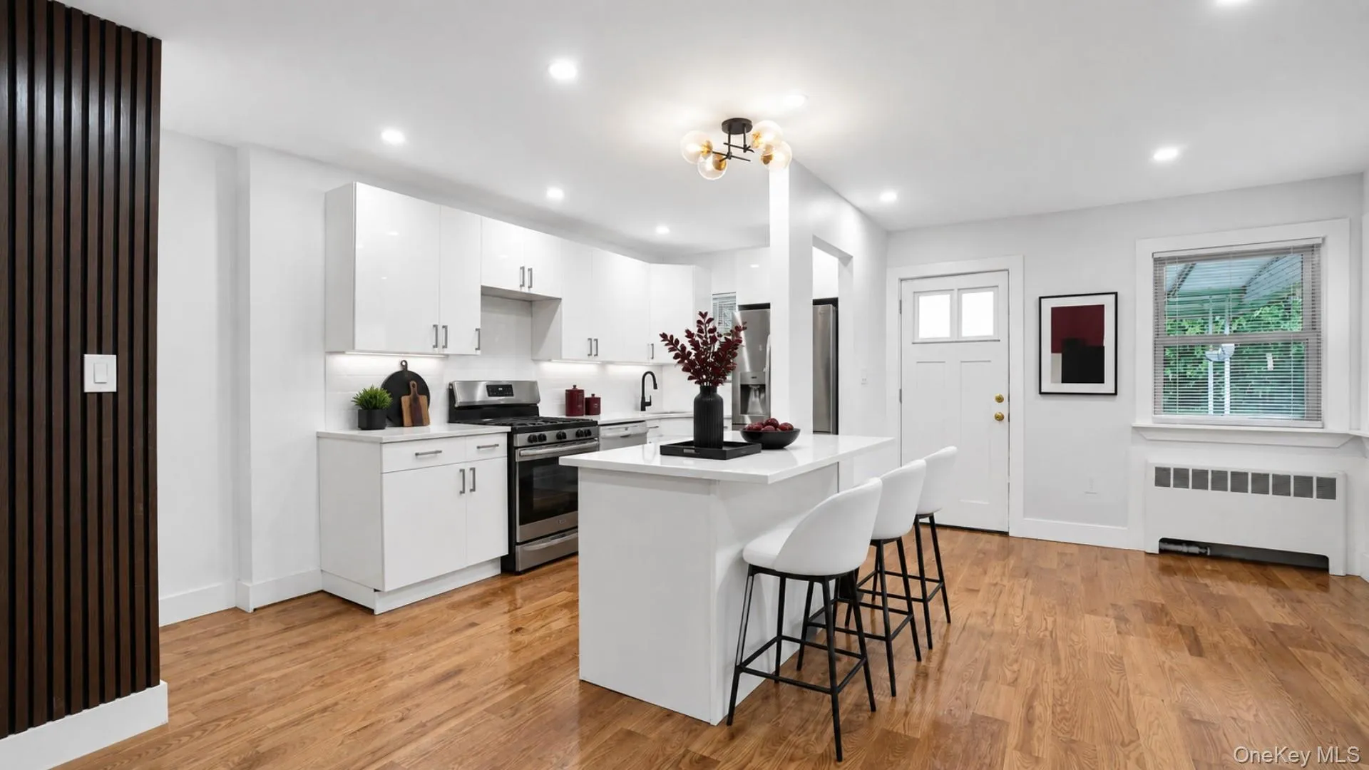 4081 Grace Avenue, New York, NY, 3 Bedrooms Bedrooms, 7 Rooms Rooms,2 BathroomsBathrooms,Residential,For Rent,Grace,0,1036146 4081 Grace Avenue, New York, NY, 3 Bedrooms Bedrooms, 7 Rooms Rooms,2 BathroomsBathrooms,Residential,For Rent,Grace,0,1036146