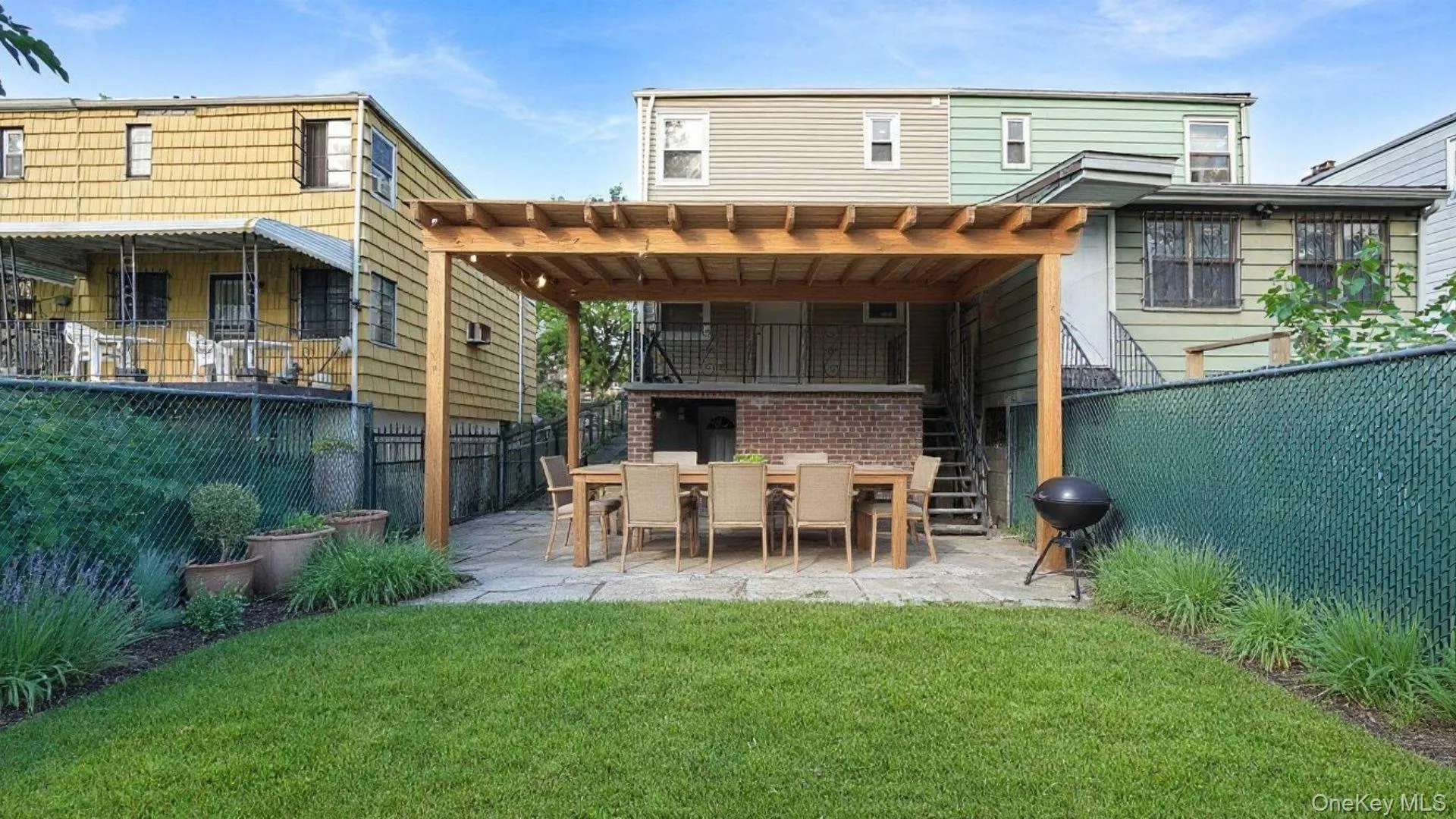 4081 Grace Avenue, New York, NY, 3 Bedrooms Bedrooms, 7 Rooms Rooms,2 BathroomsBathrooms,Residential,For Rent,Grace,0,1036146 4081 Grace Avenue, New York, NY, 3 Bedrooms Bedrooms, 7 Rooms Rooms,2 BathroomsBathrooms,Residential,For Rent,Grace,0,1036146