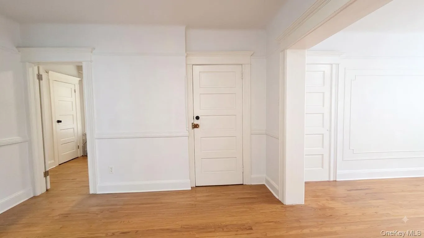68-07 53rd Avenue, New York, NY, 3 Bedrooms Bedrooms, 6 Rooms Rooms,1 BathroomBathrooms,Residential Lease,For Rent,53rd,0,1036148 68-07 53rd Avenue, New York, NY, 3 Bedrooms Bedrooms, 6 Rooms Rooms,1 BathroomBathrooms,Residential Lease,For Rent,53rd,0,1036148