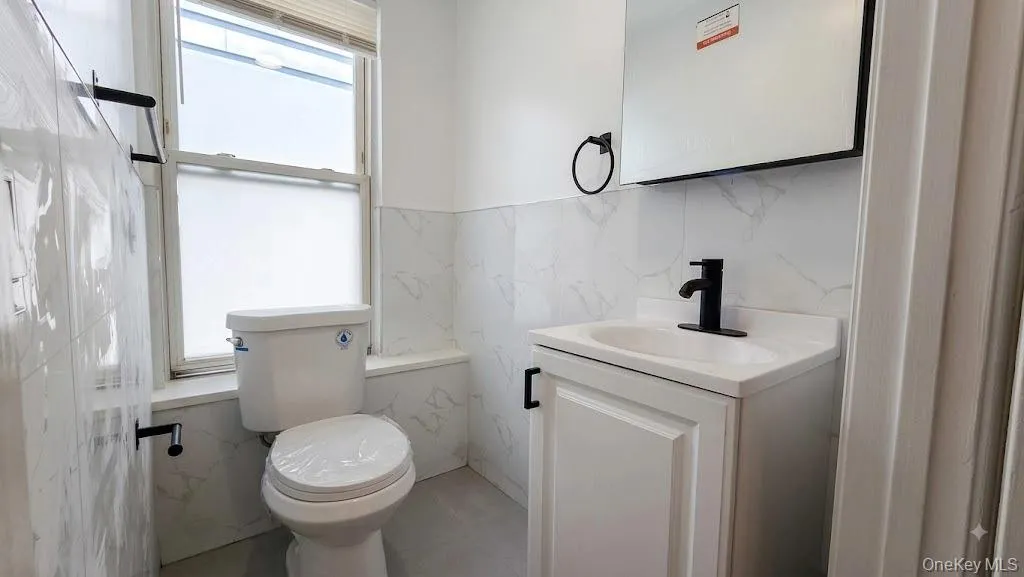 68-07 53rd Avenue, New York, NY, 3 Bedrooms Bedrooms, 6 Rooms Rooms,1 BathroomBathrooms,Residential Lease,For Rent,53rd,0,1036148 68-07 53rd Avenue, New York, NY, 3 Bedrooms Bedrooms, 6 Rooms Rooms,1 BathroomBathrooms,Residential Lease,For Rent,53rd,0,1036148